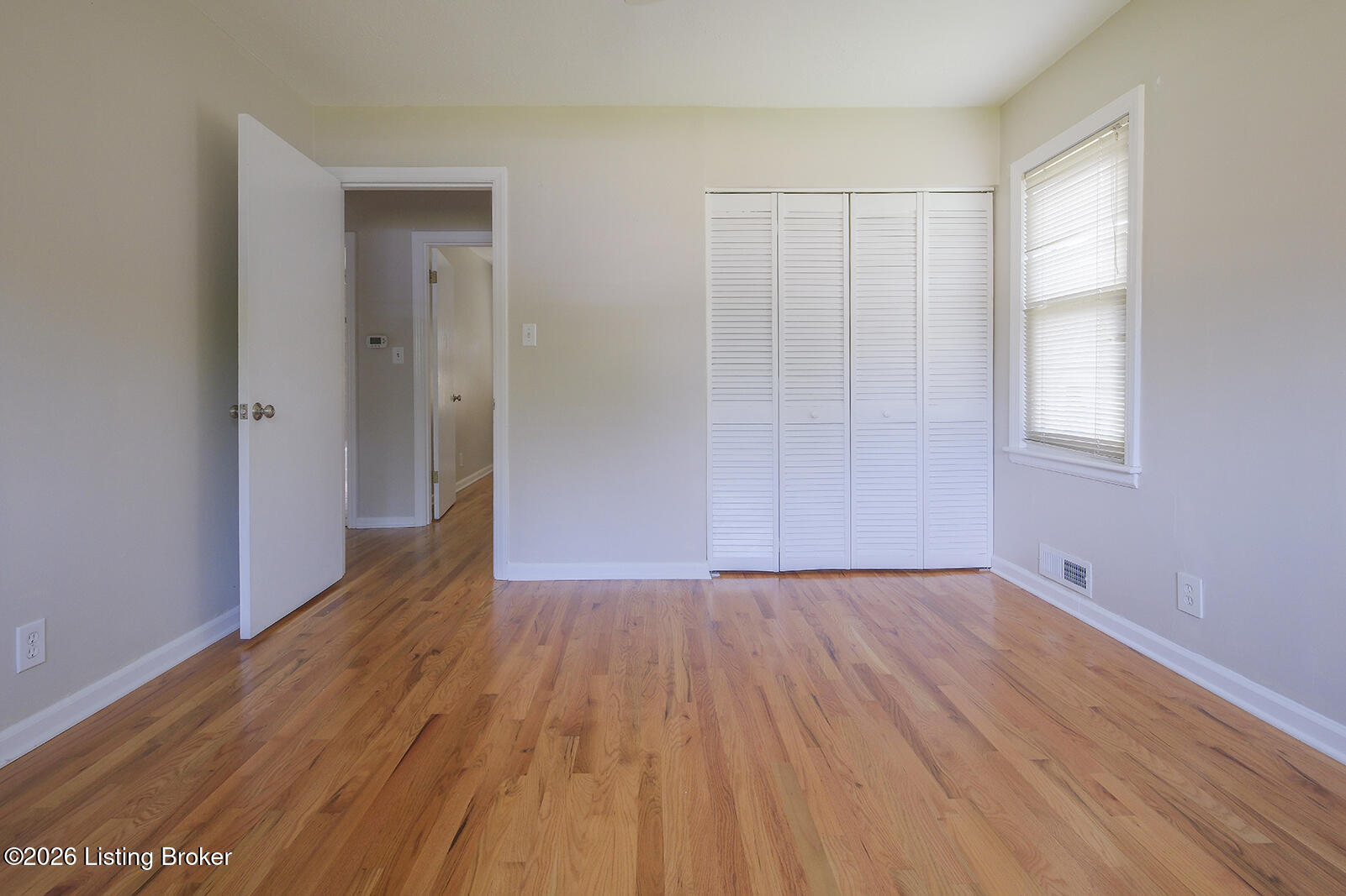 2510 Browns Ln Property Photo 11