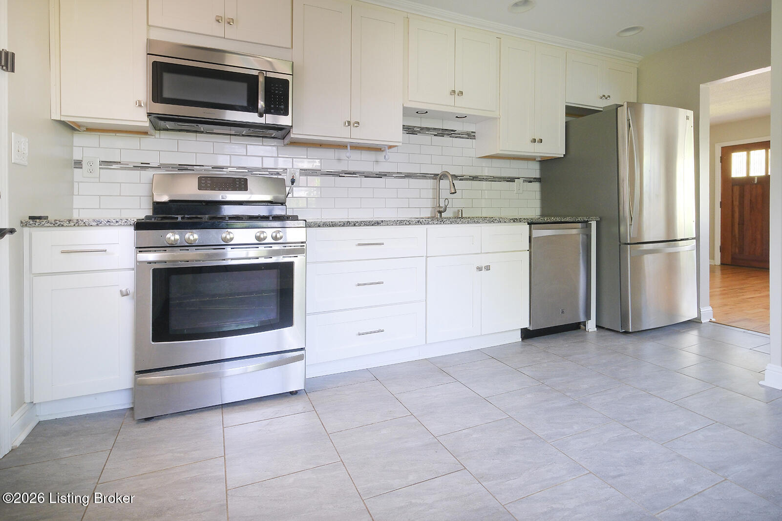 2510 Browns Ln Property Photo 14