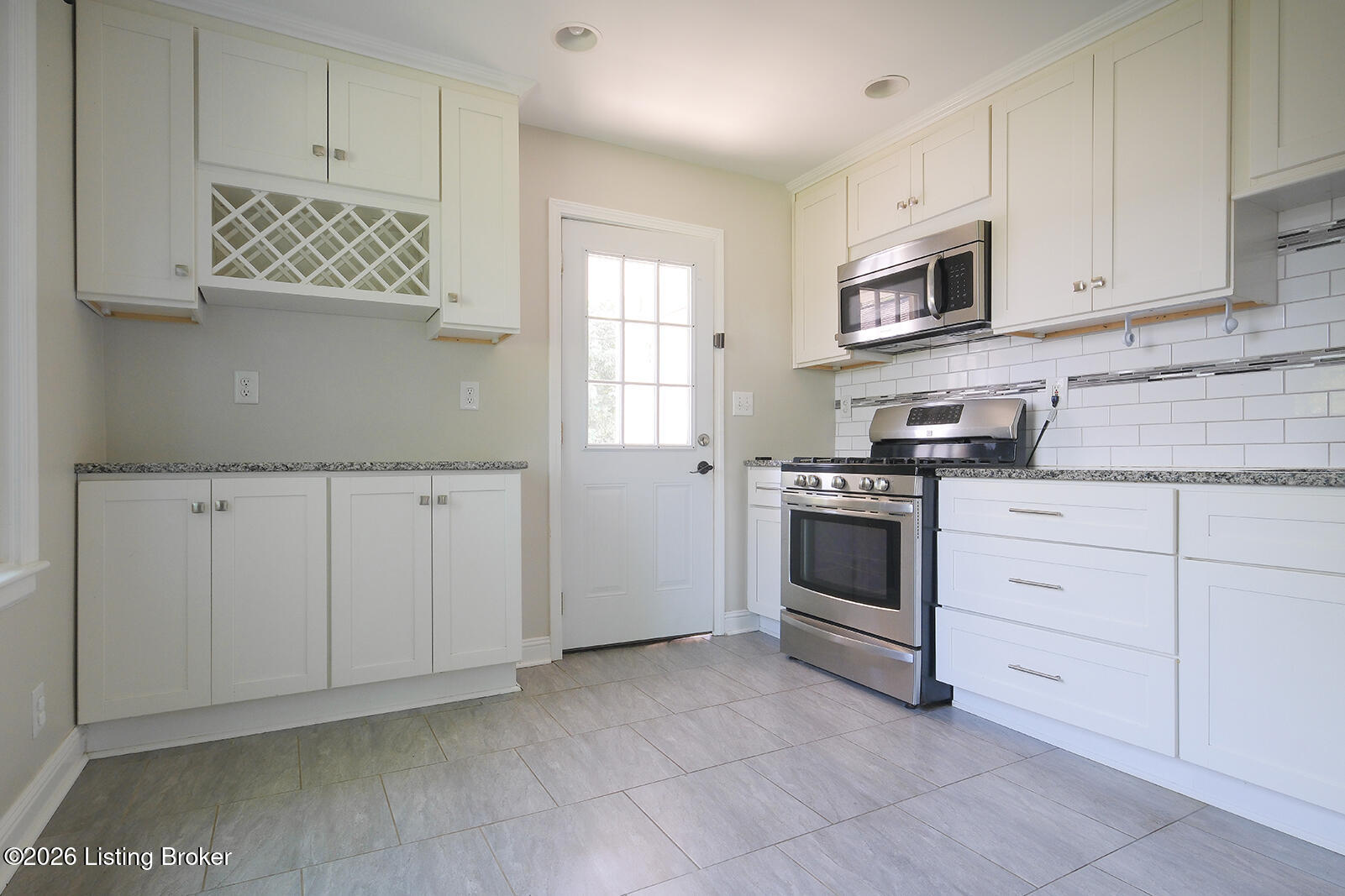 2510 Browns Ln Property Photo 15