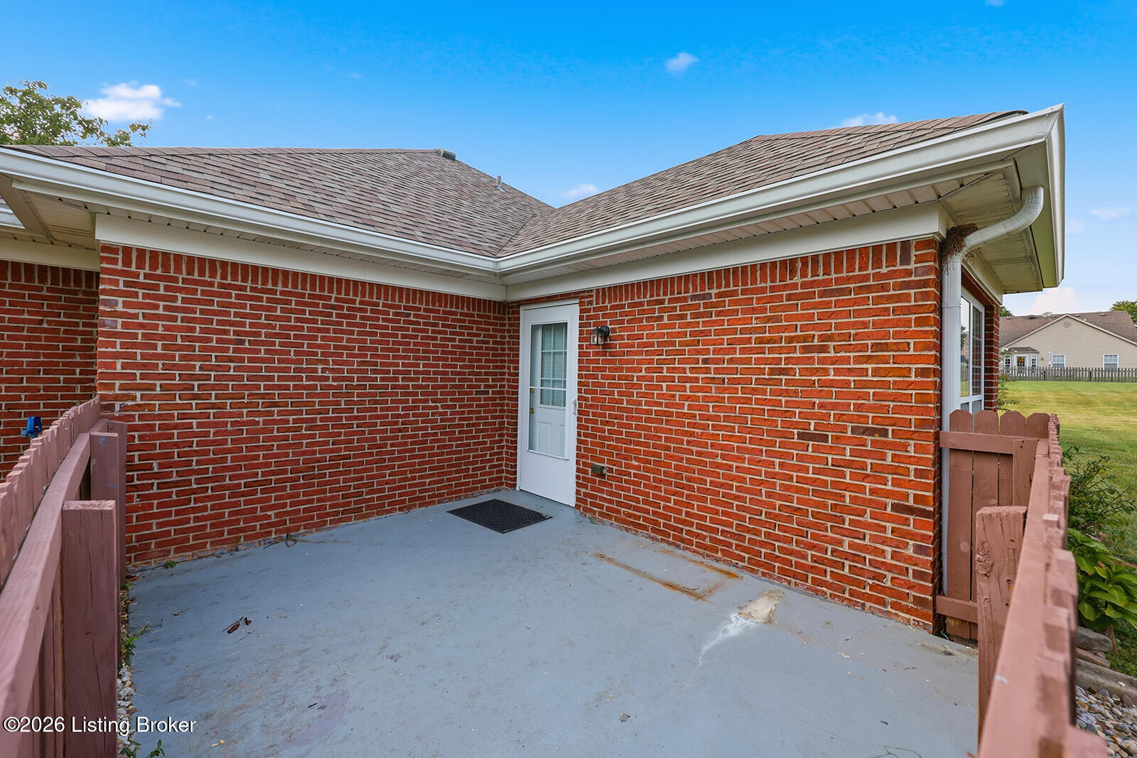 836 Garden Pointe Dr Property Photo 11