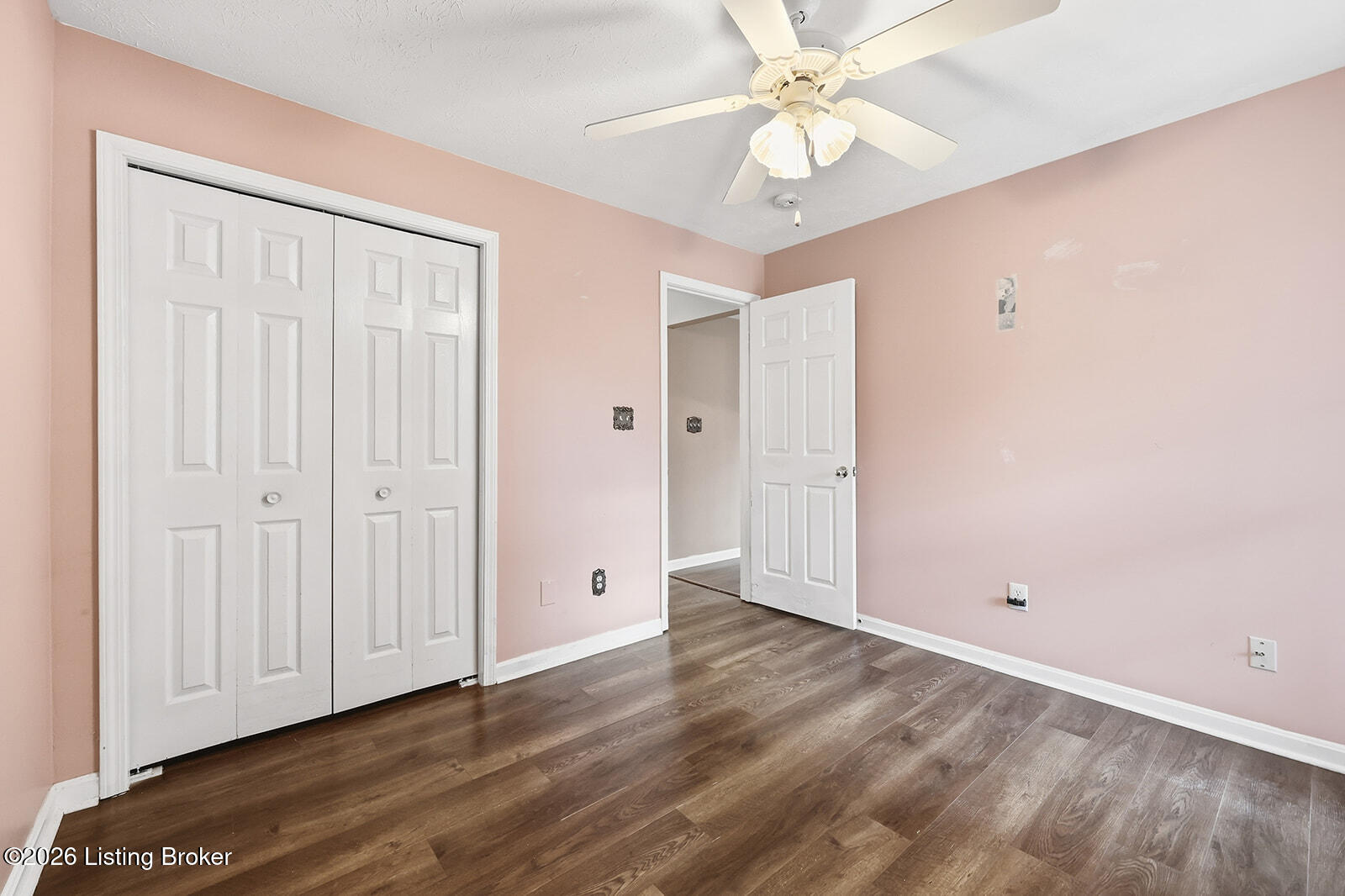 836 Garden Pointe Dr Property Photo 23