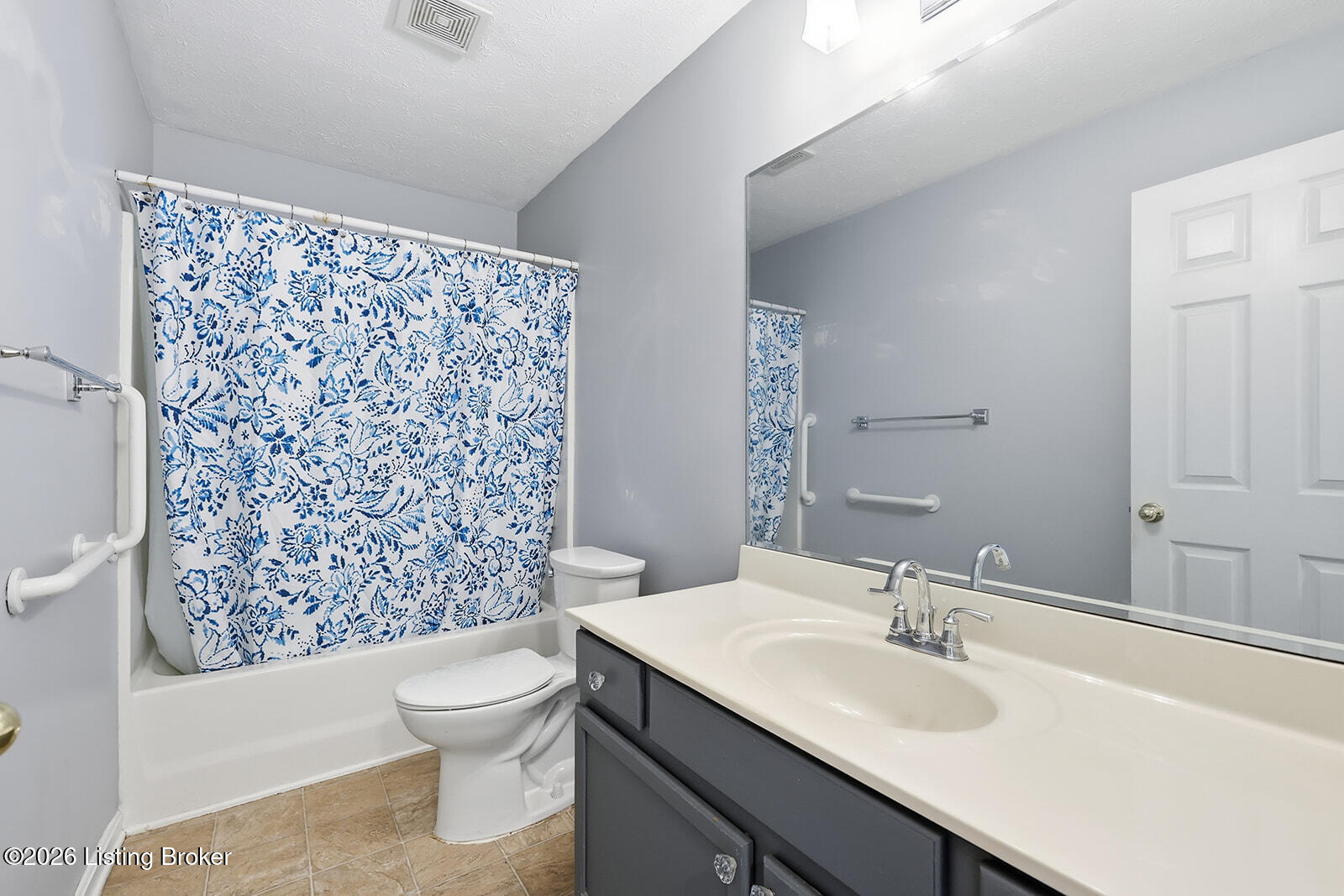 836 Garden Pointe Dr Property Photo 29