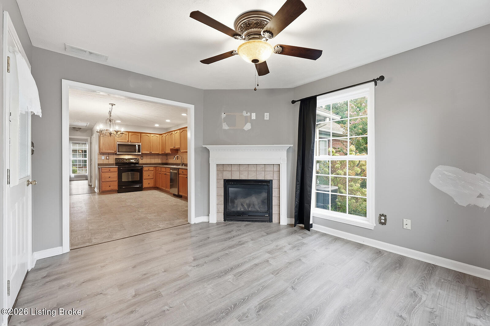 836 Garden Pointe Dr Property Photo 35