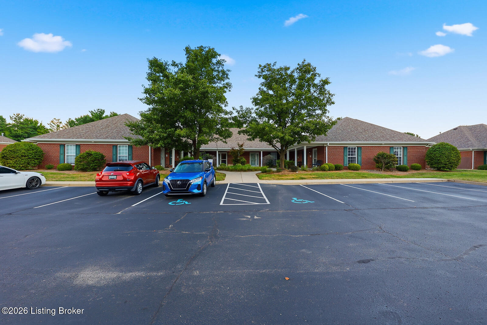 836 Garden Pointe Dr Property Photo 49