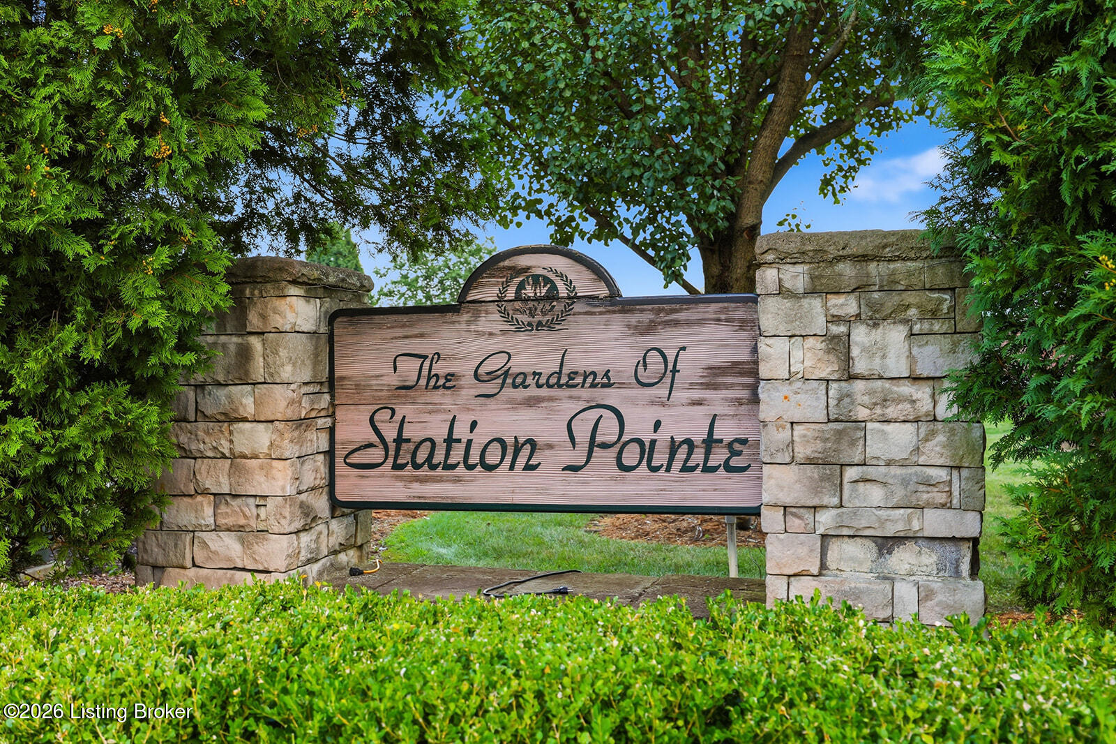 836 Garden Pointe Dr Property Photo 55