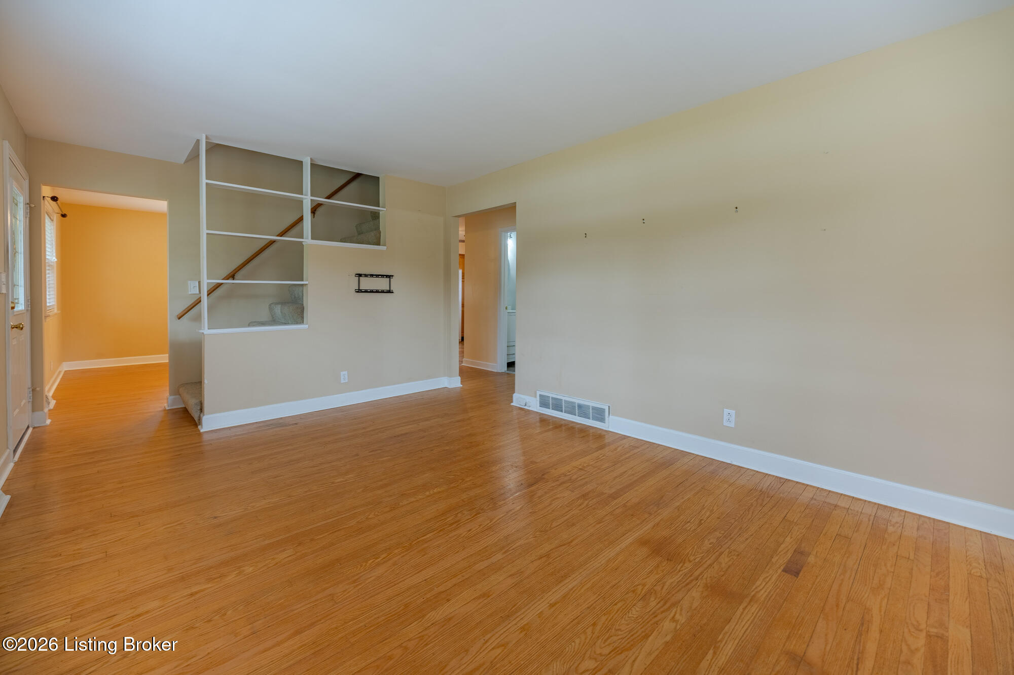 4814 Imperial Terrace Property Photo 7