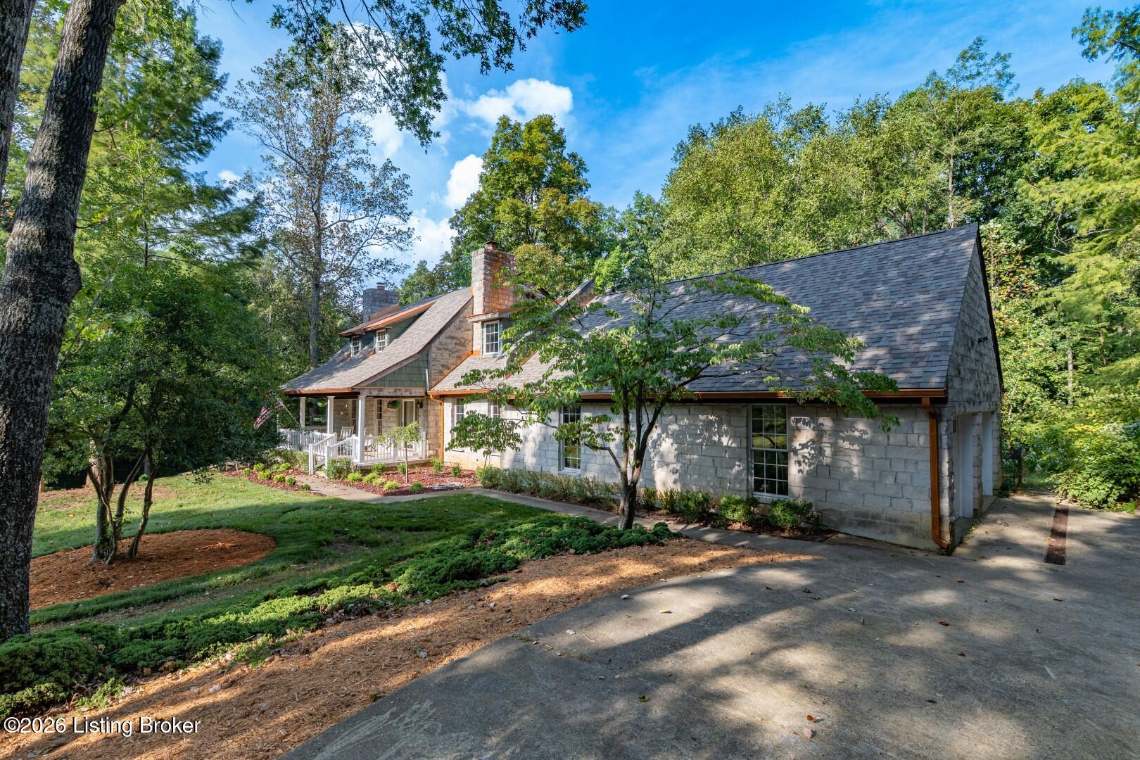 2028 Wooldridge Ferry Rd Property Photo 5