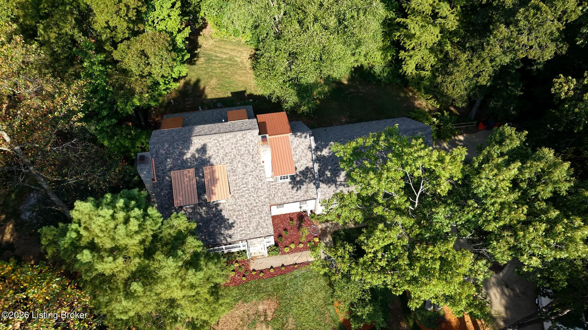 2028 Wooldridge Ferry Rd Property Photo 12