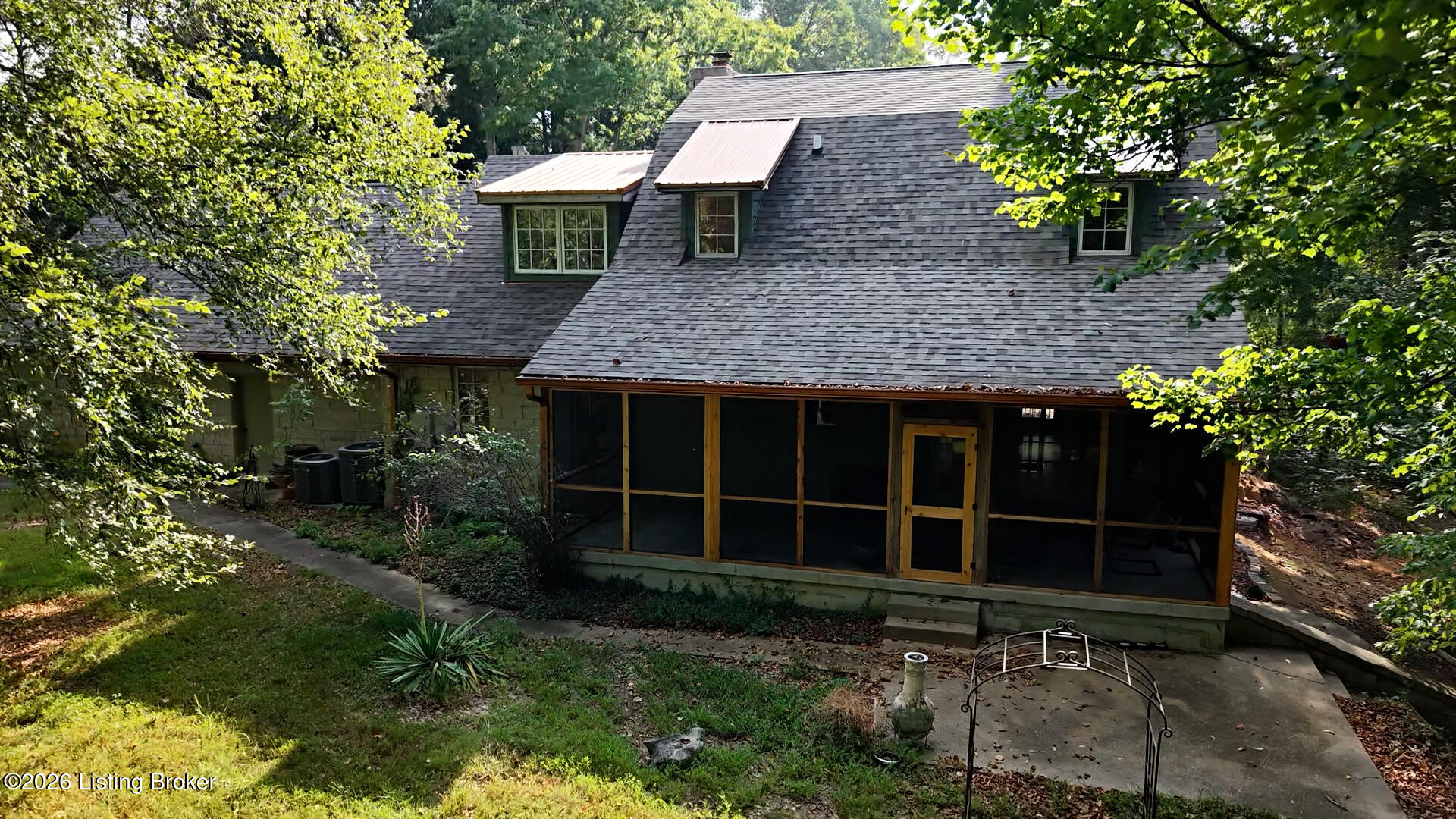 2028 Wooldridge Ferry Rd Property Photo 14