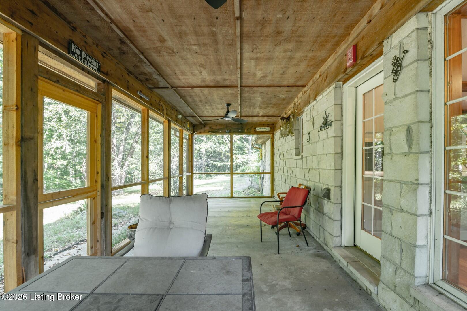 2028 Wooldridge Ferry Rd Property Photo 15