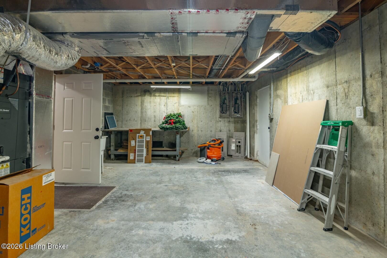 2028 Wooldridge Ferry Rd Property Photo 95