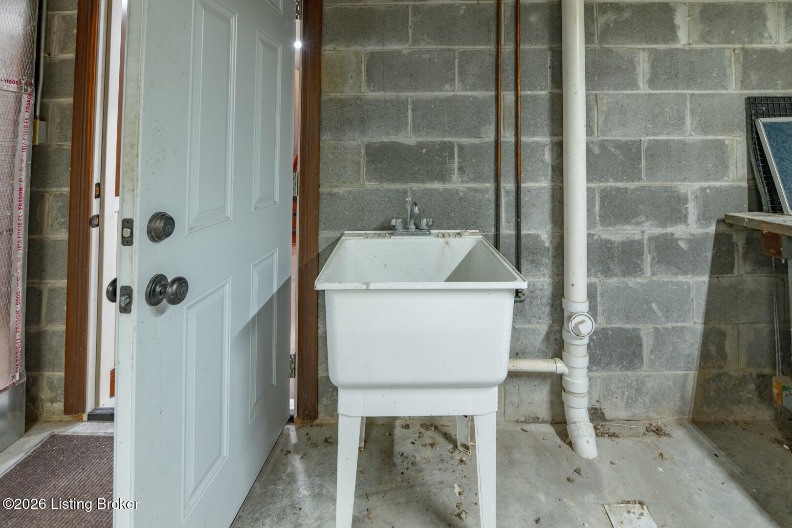 2028 Wooldridge Ferry Rd Property Photo 97