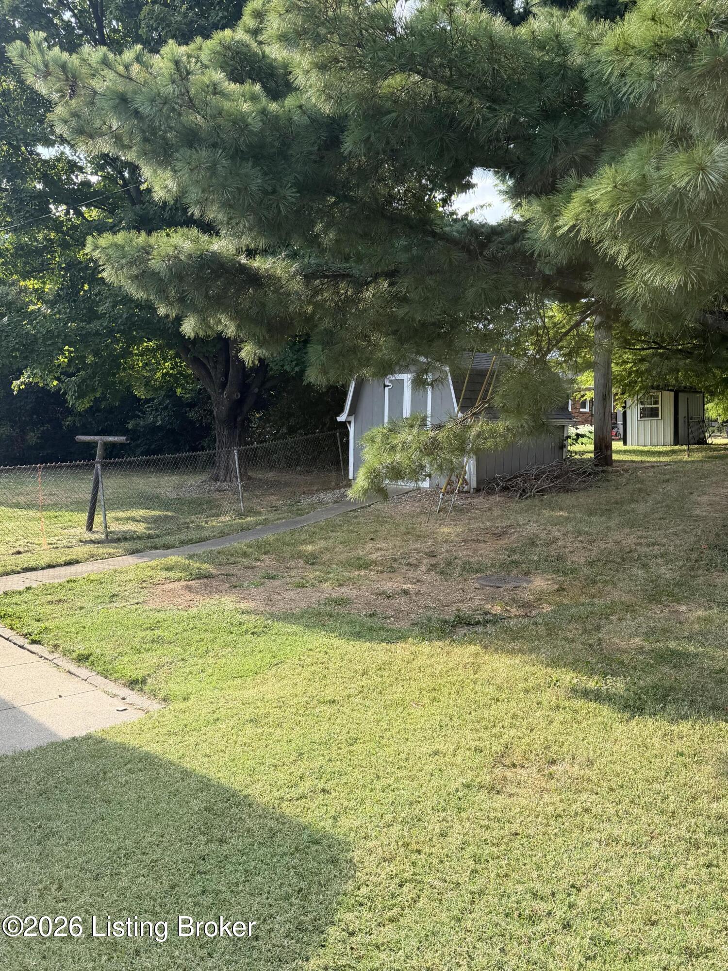 602 Nally Ct Property Photo 27