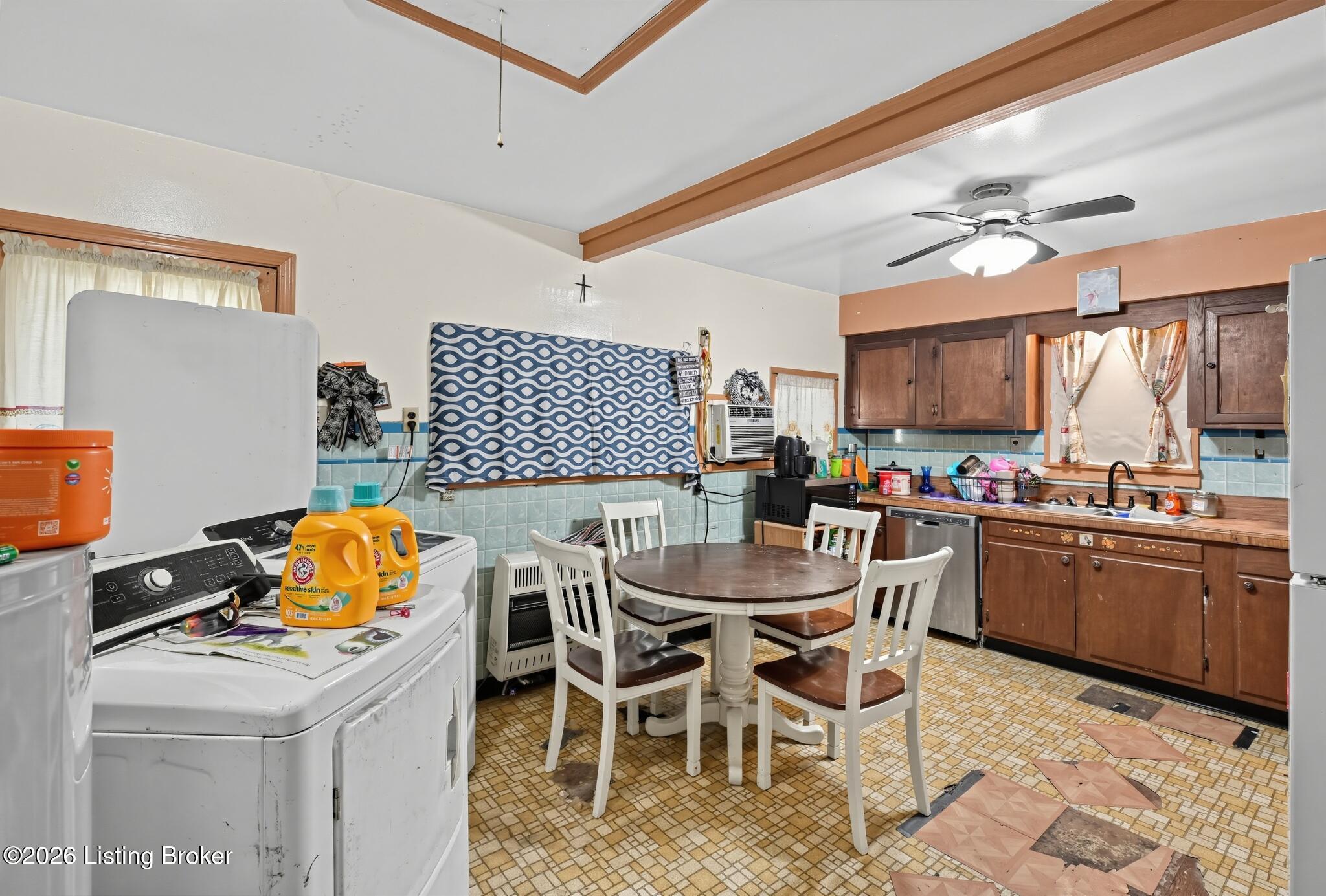 181 Lotus Rd Property Photo 11
