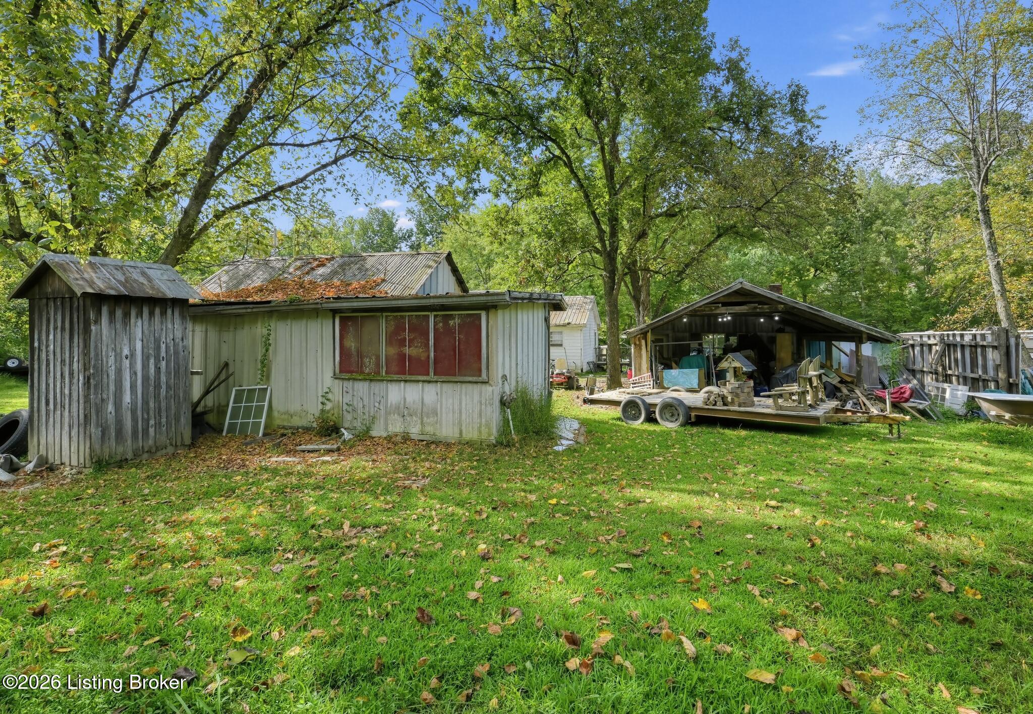 181 Lotus Rd Property Photo 29