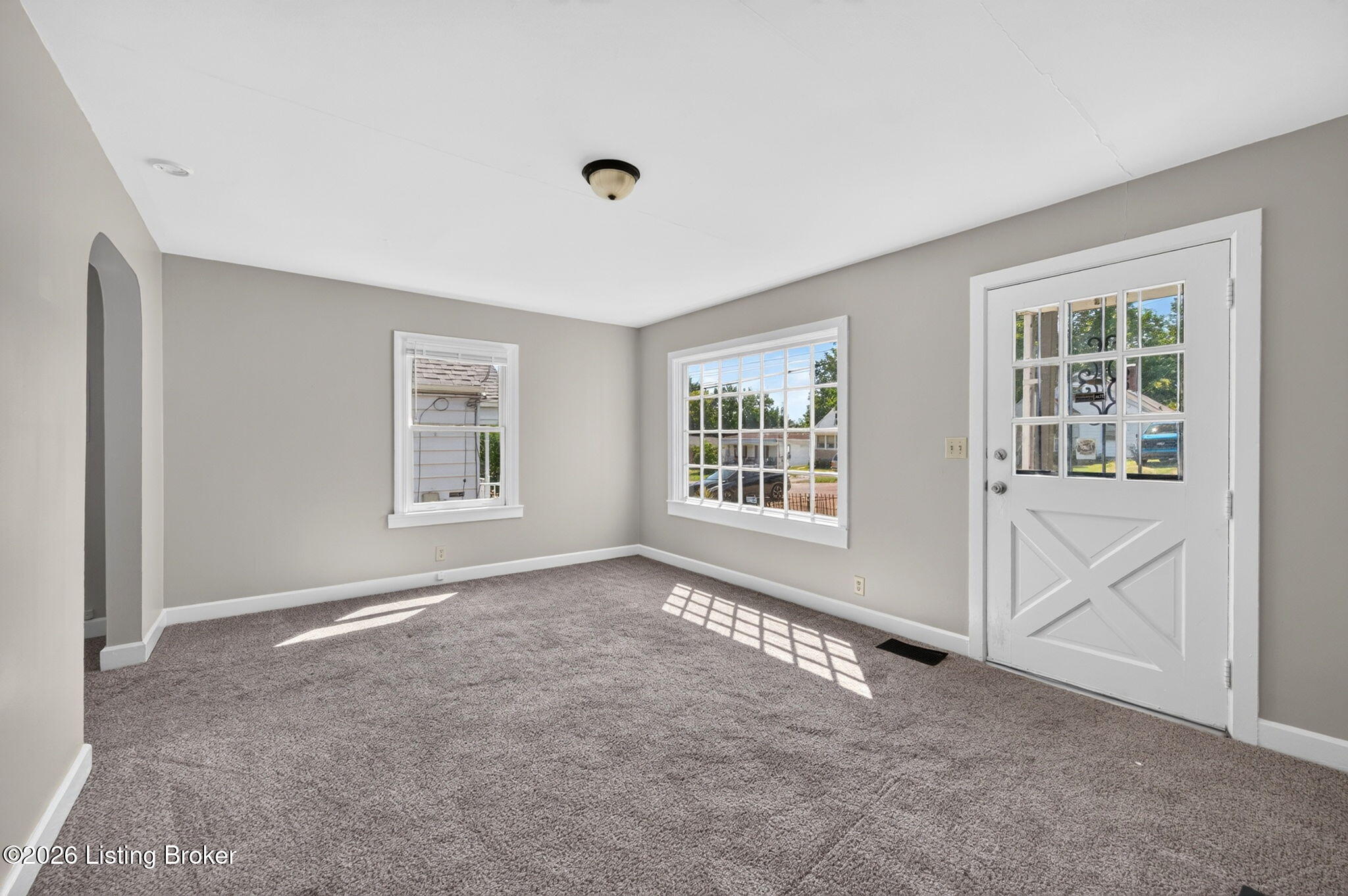 1327 Shingo Ave Property Photo 4