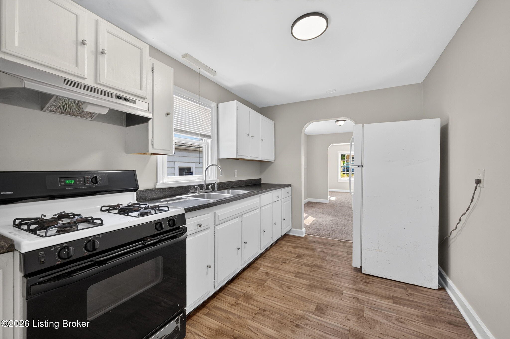 1327 Shingo Ave Property Photo 13