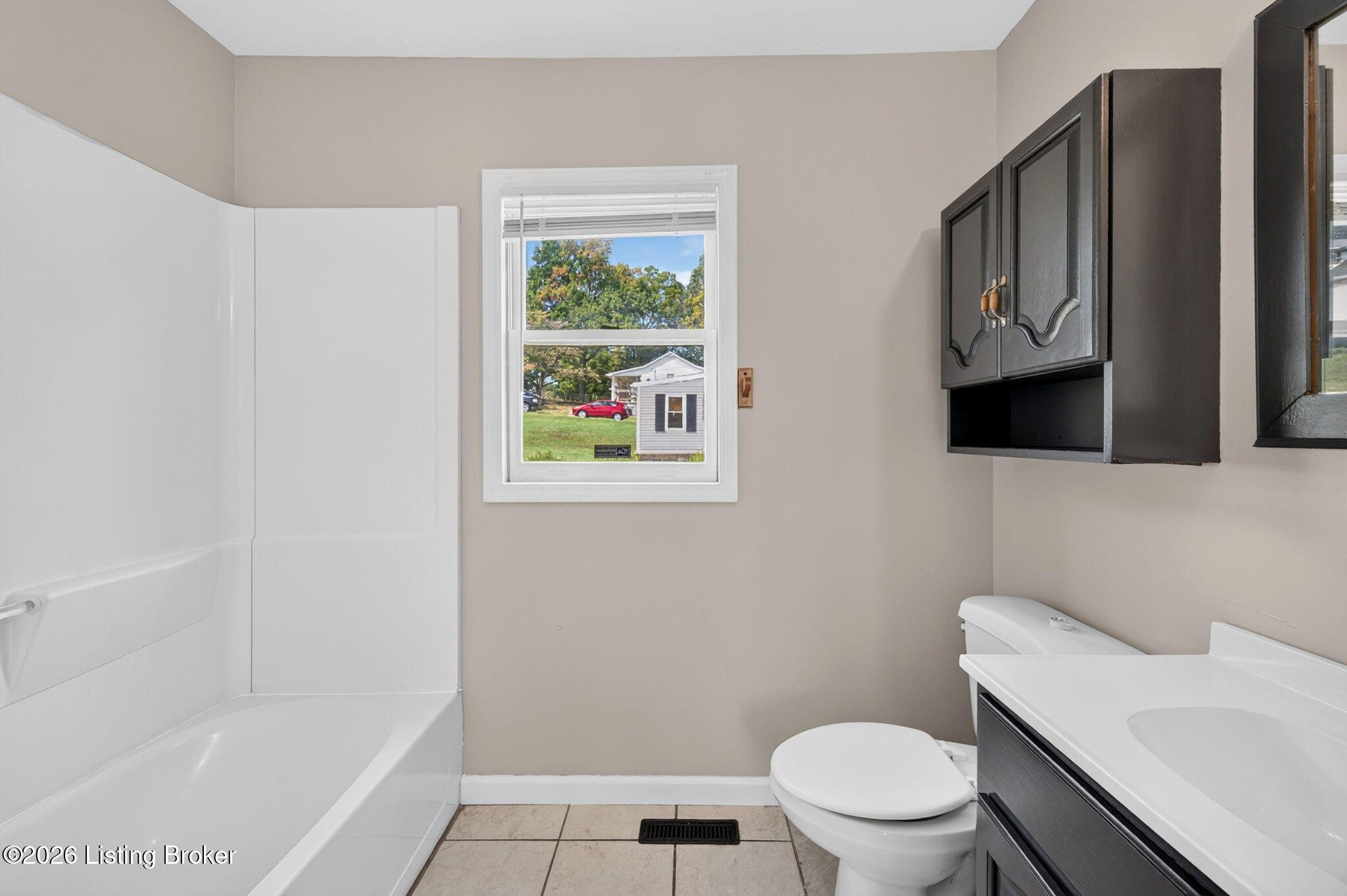 1327 Shingo Ave Property Photo 17