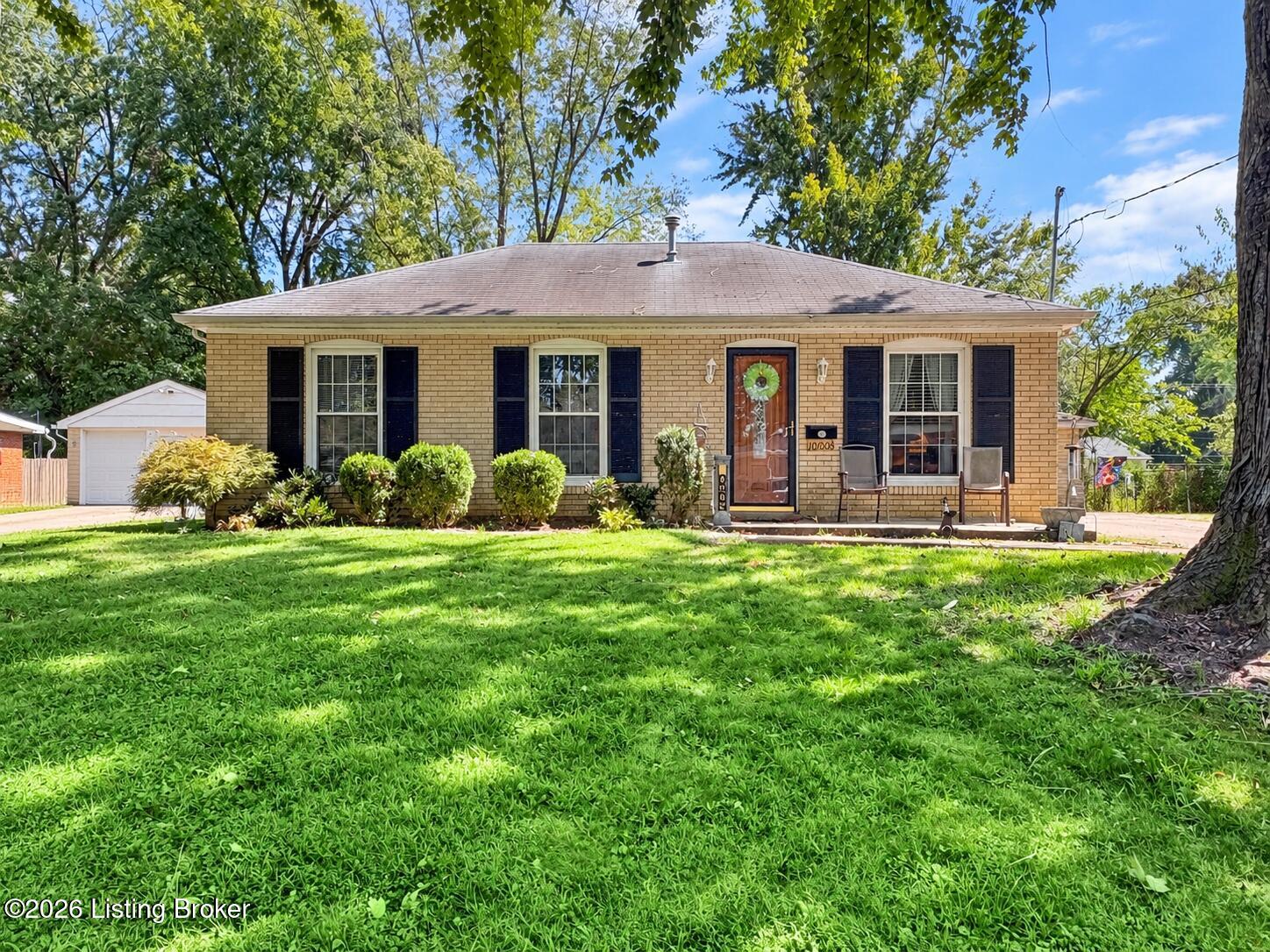 10905 Golden Dr Property Photo 1