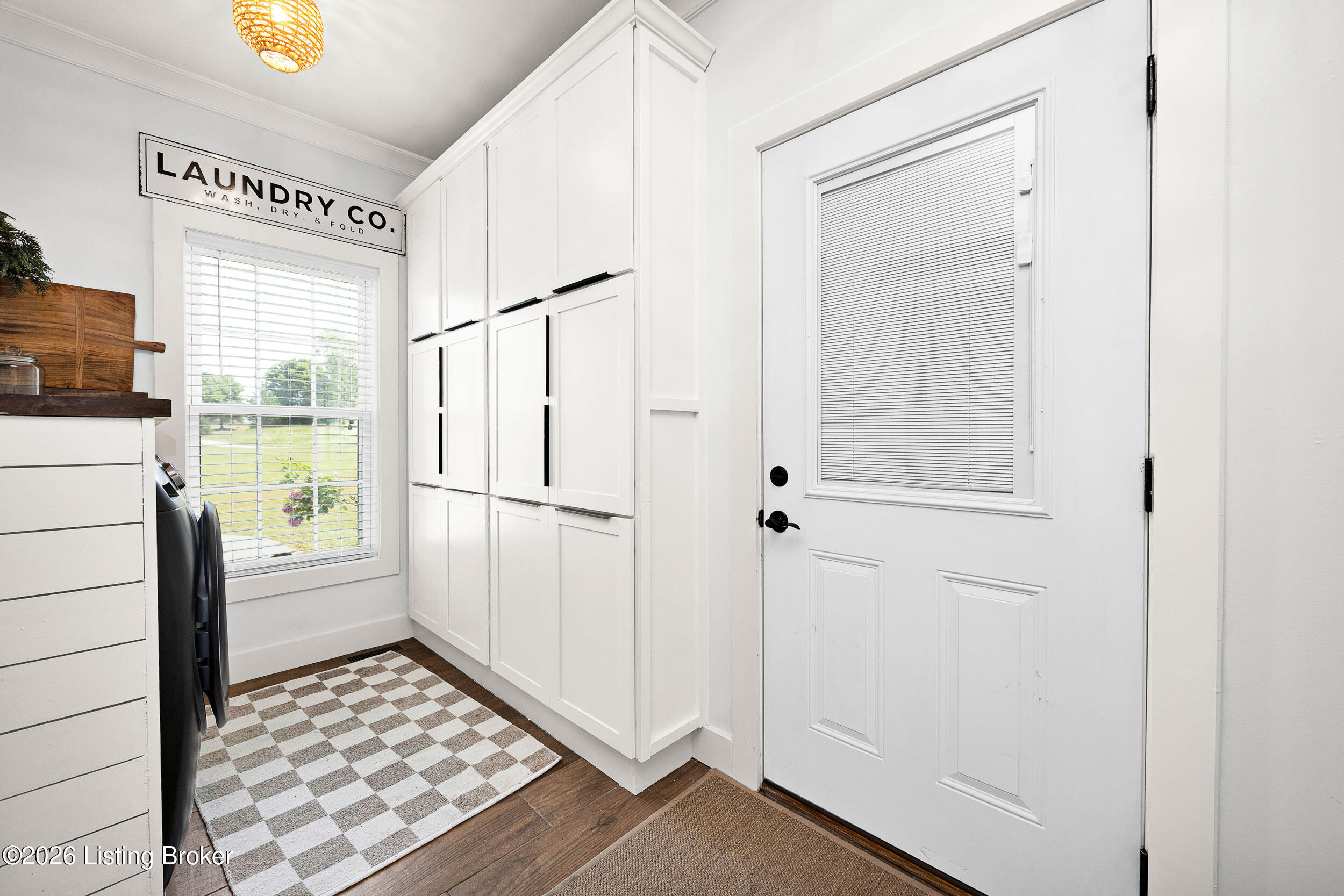 100 Bryant Ln Property Photo 20