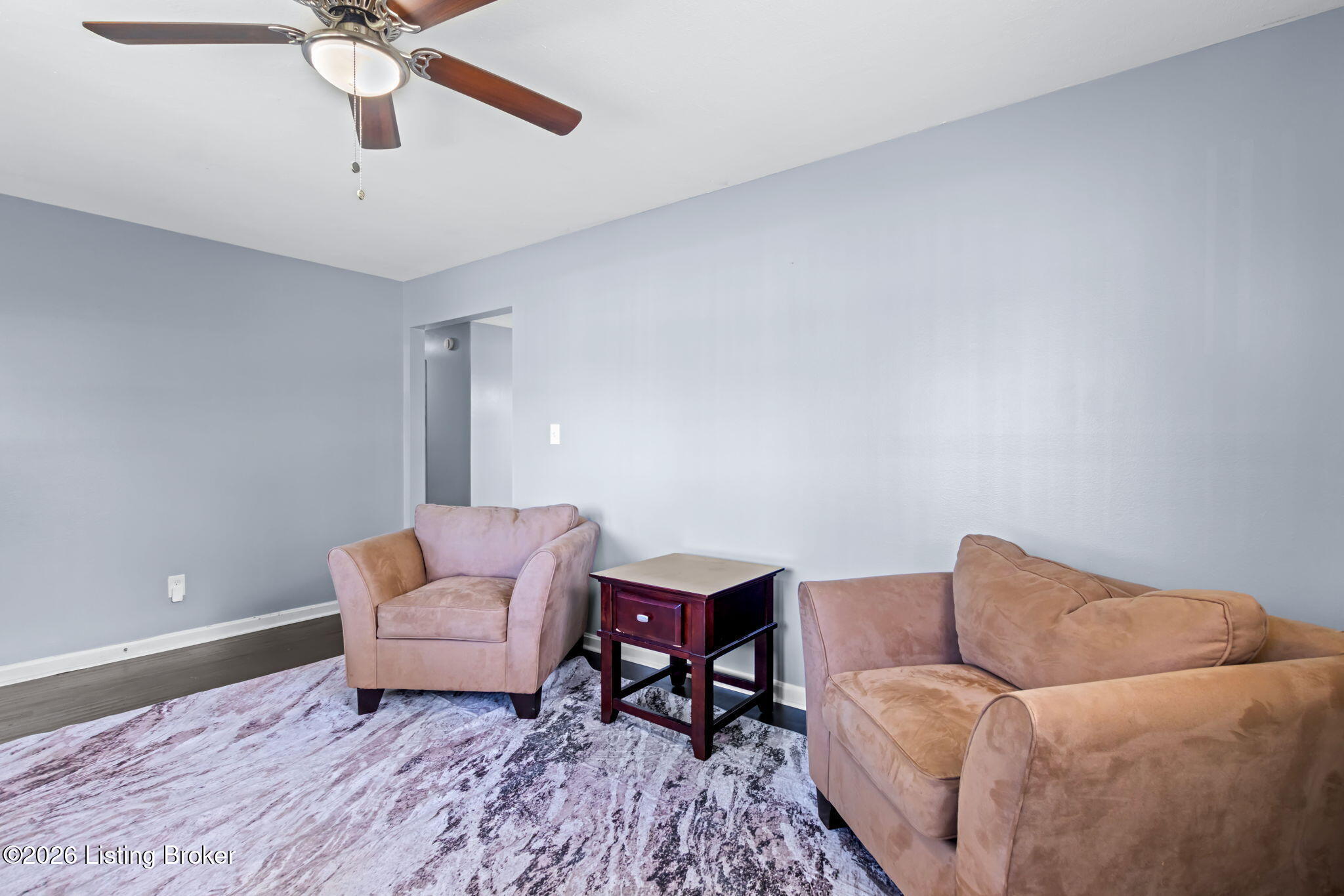 8105 Devonshire Dr Property Photo 5