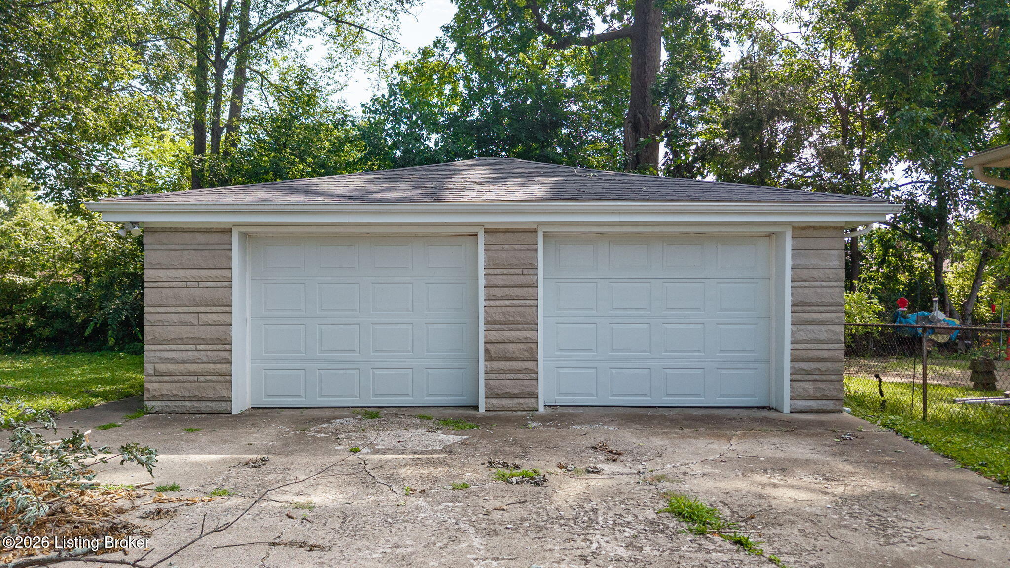 8105 Devonshire Dr Property Photo 33