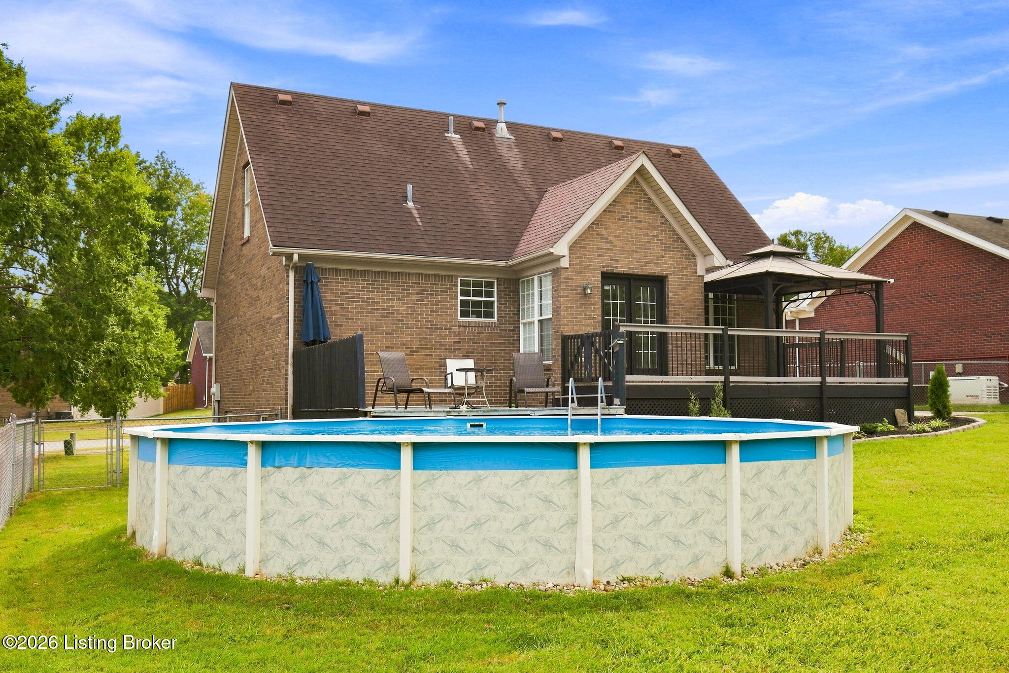 121 Holly Hills Dr Property Photo 7