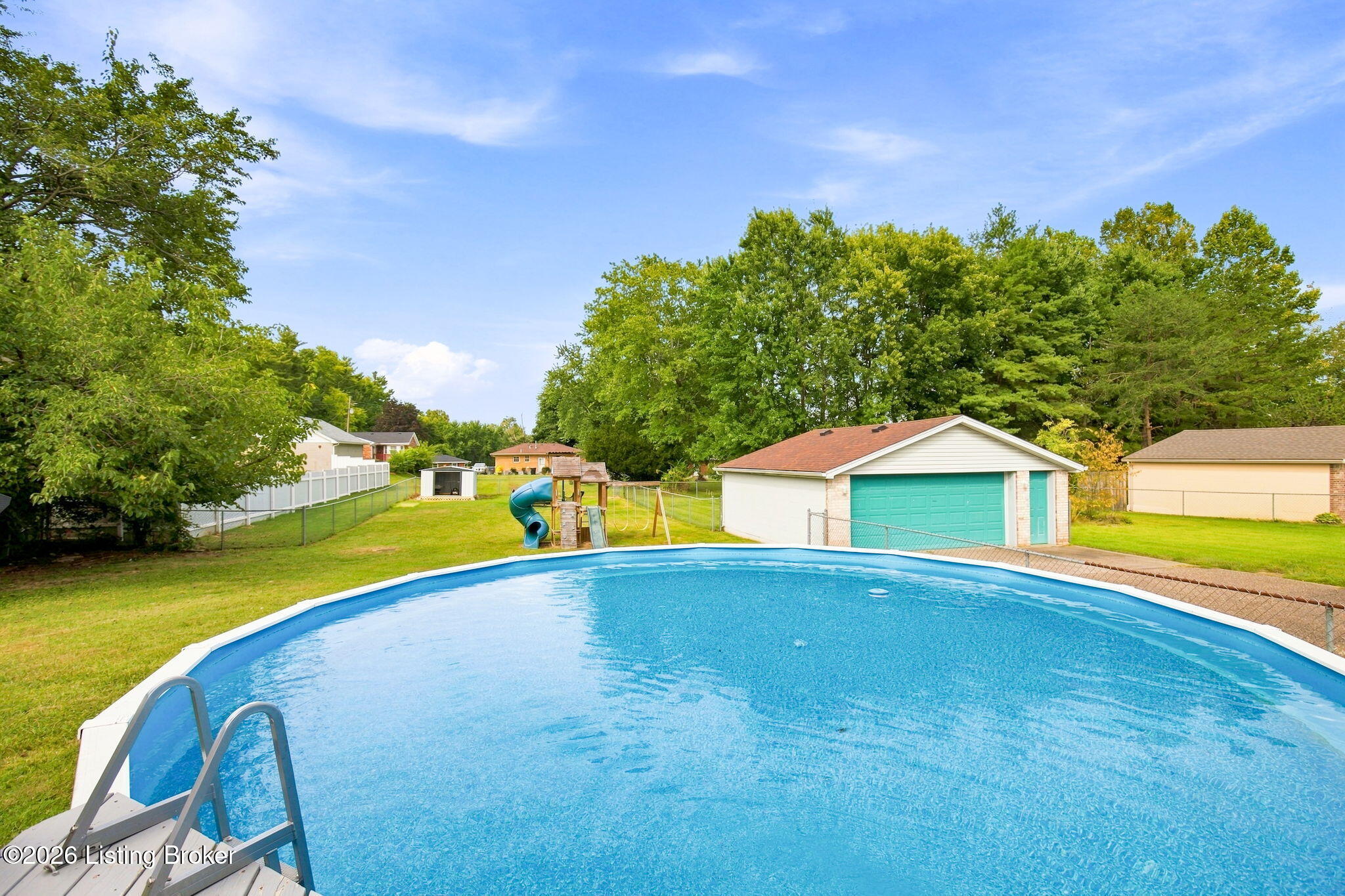 121 Holly Hills Dr Property Photo 15