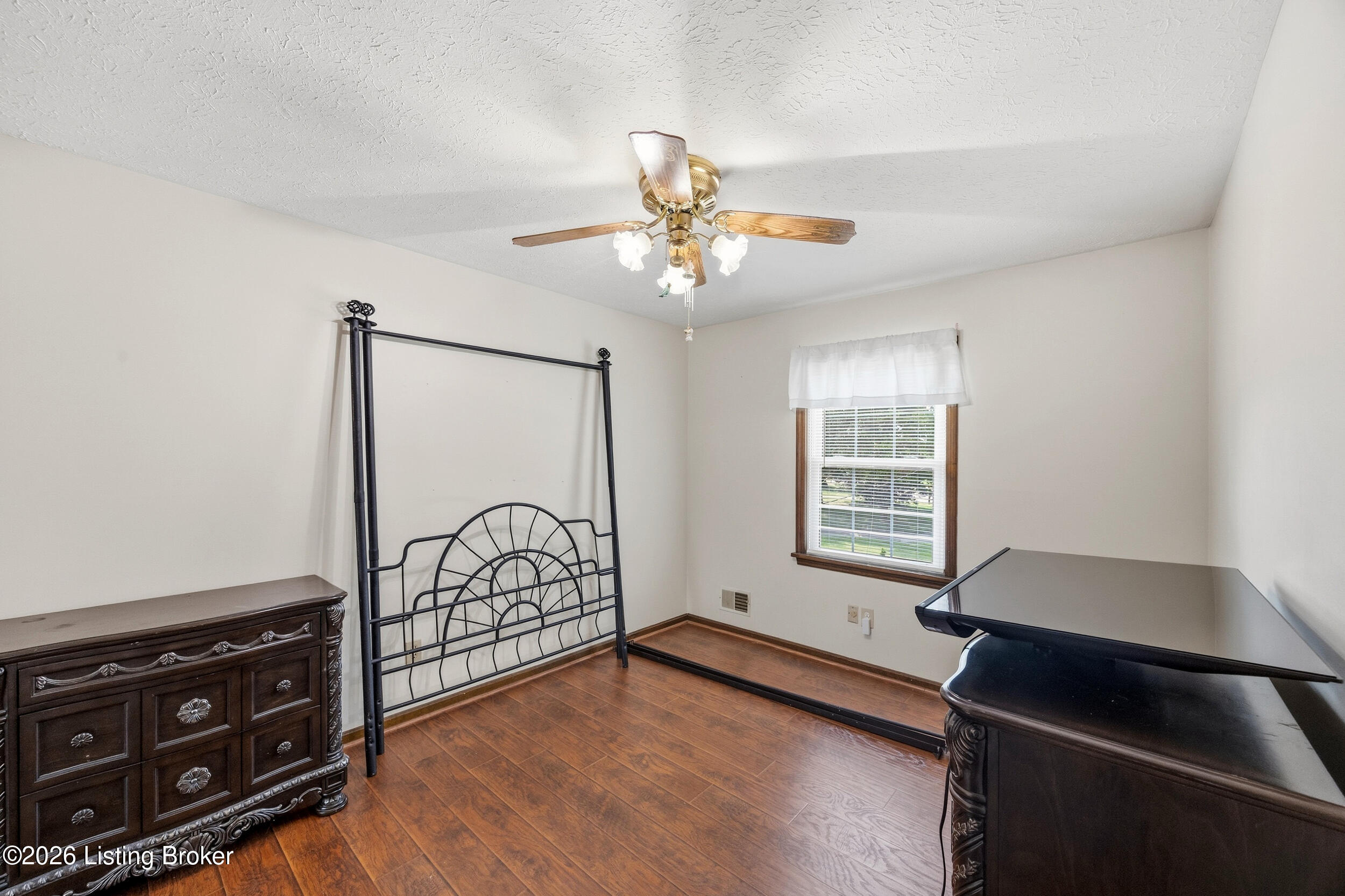 6603 Everton Dr Property Photo 16