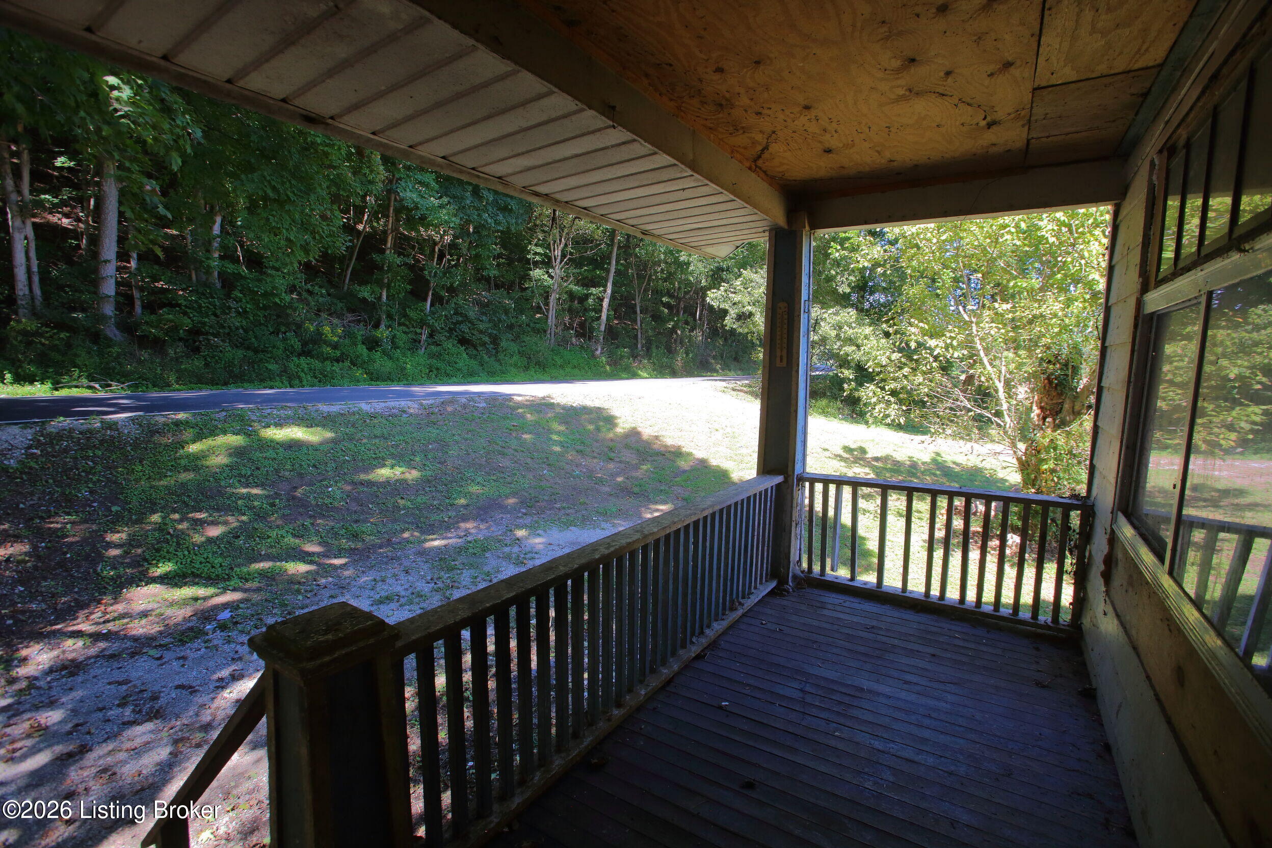 11990 Old Highway 111 Property Photo 5