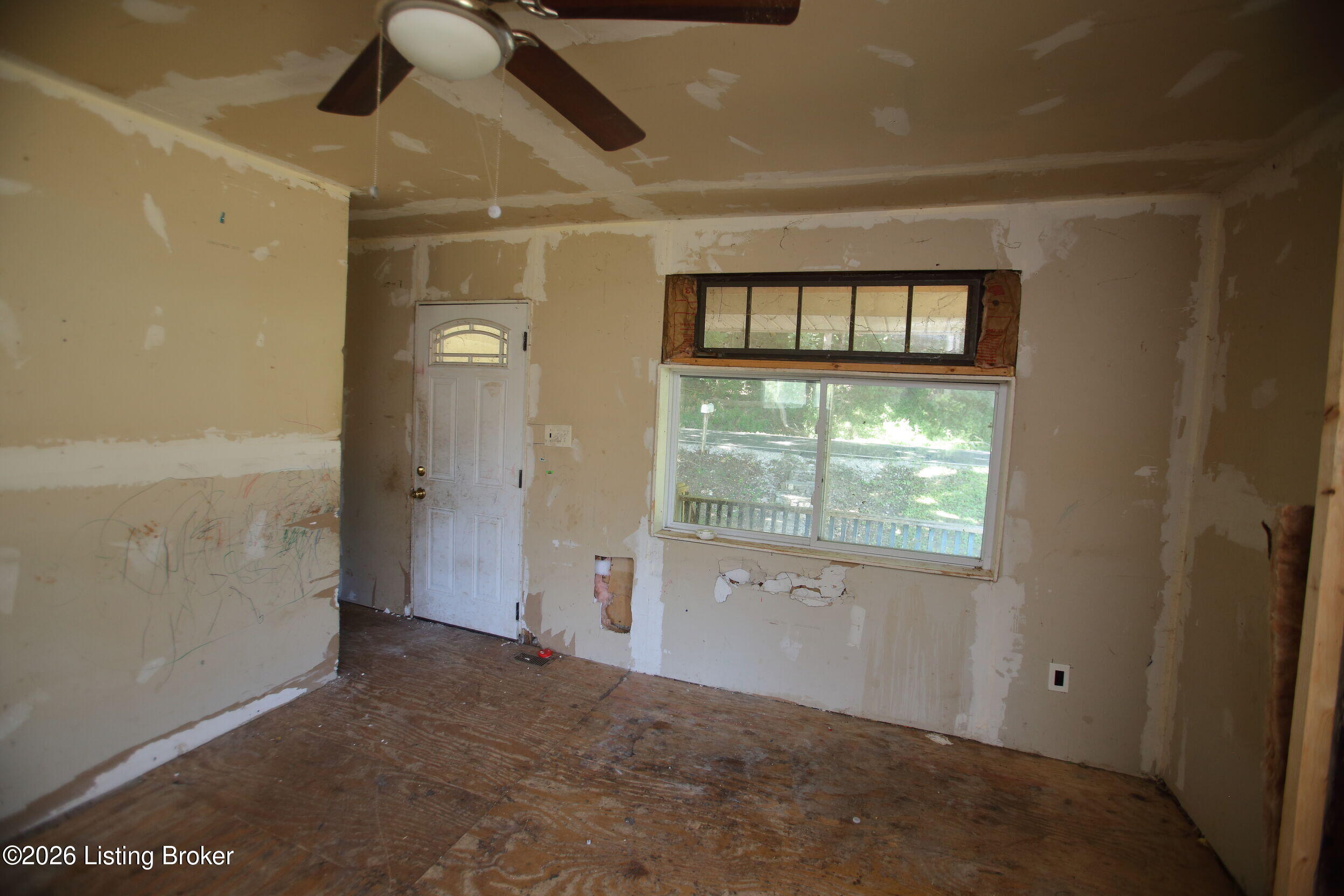 11990 Old Highway 111 Property Photo 7