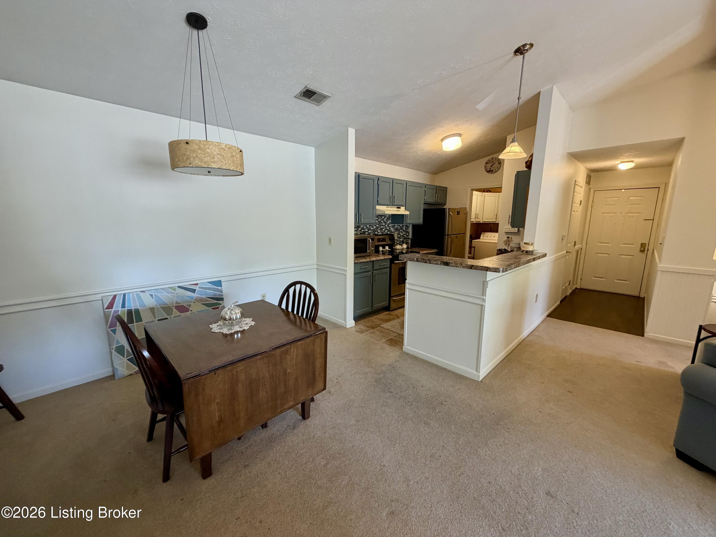 420 Ethridge Ave 205 Property Photo 8