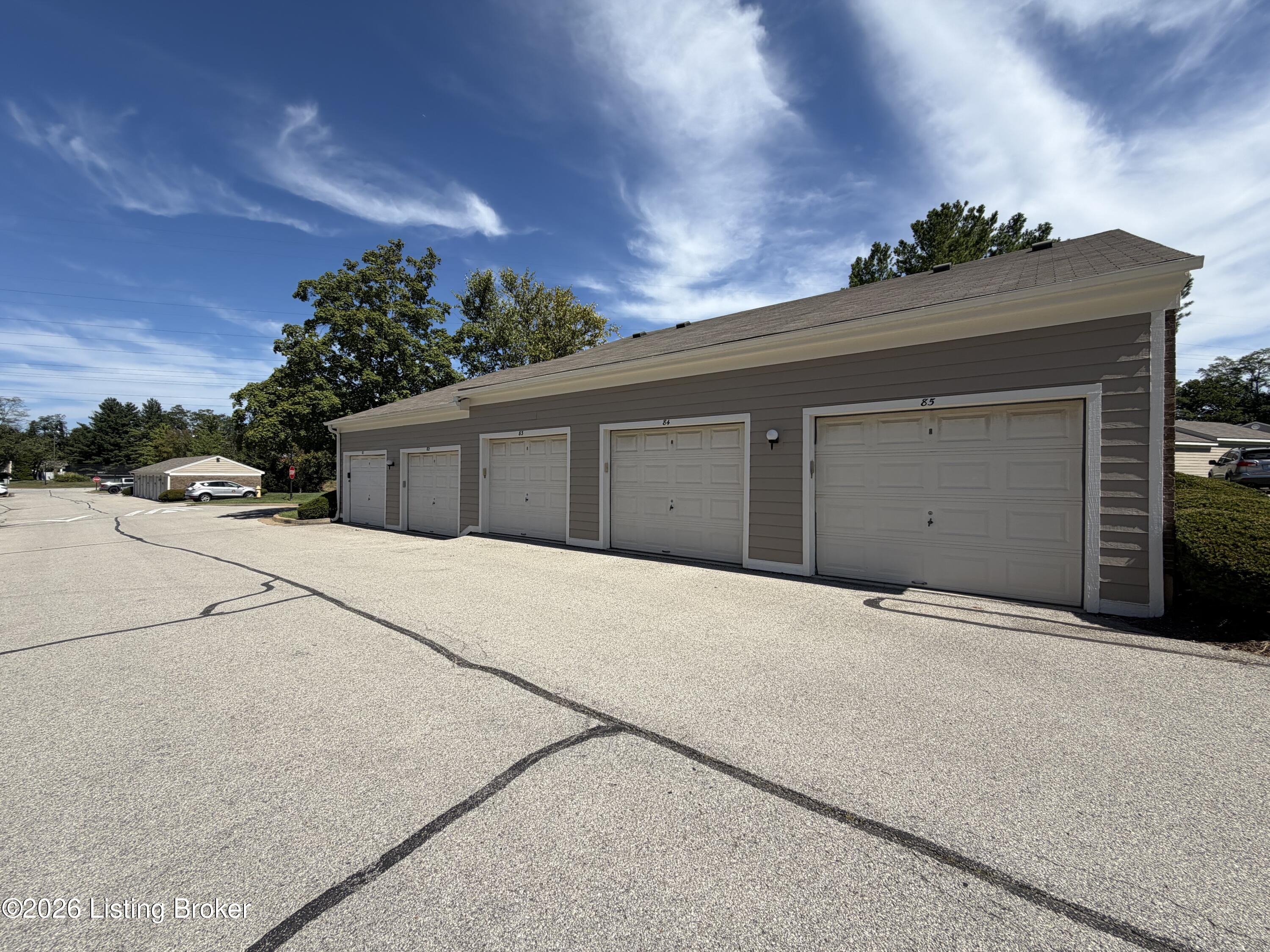 420 Ethridge Ave 205 Property Photo 26