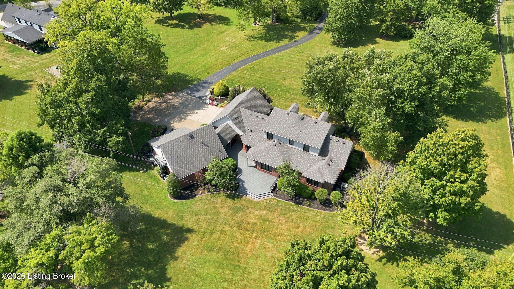 1799 Veechdale Rd Property Photo 68