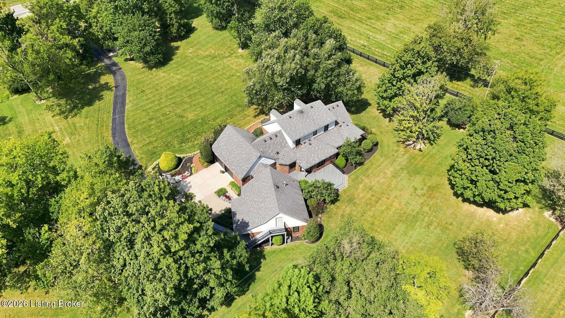 1799 Veechdale Rd Property Photo 69