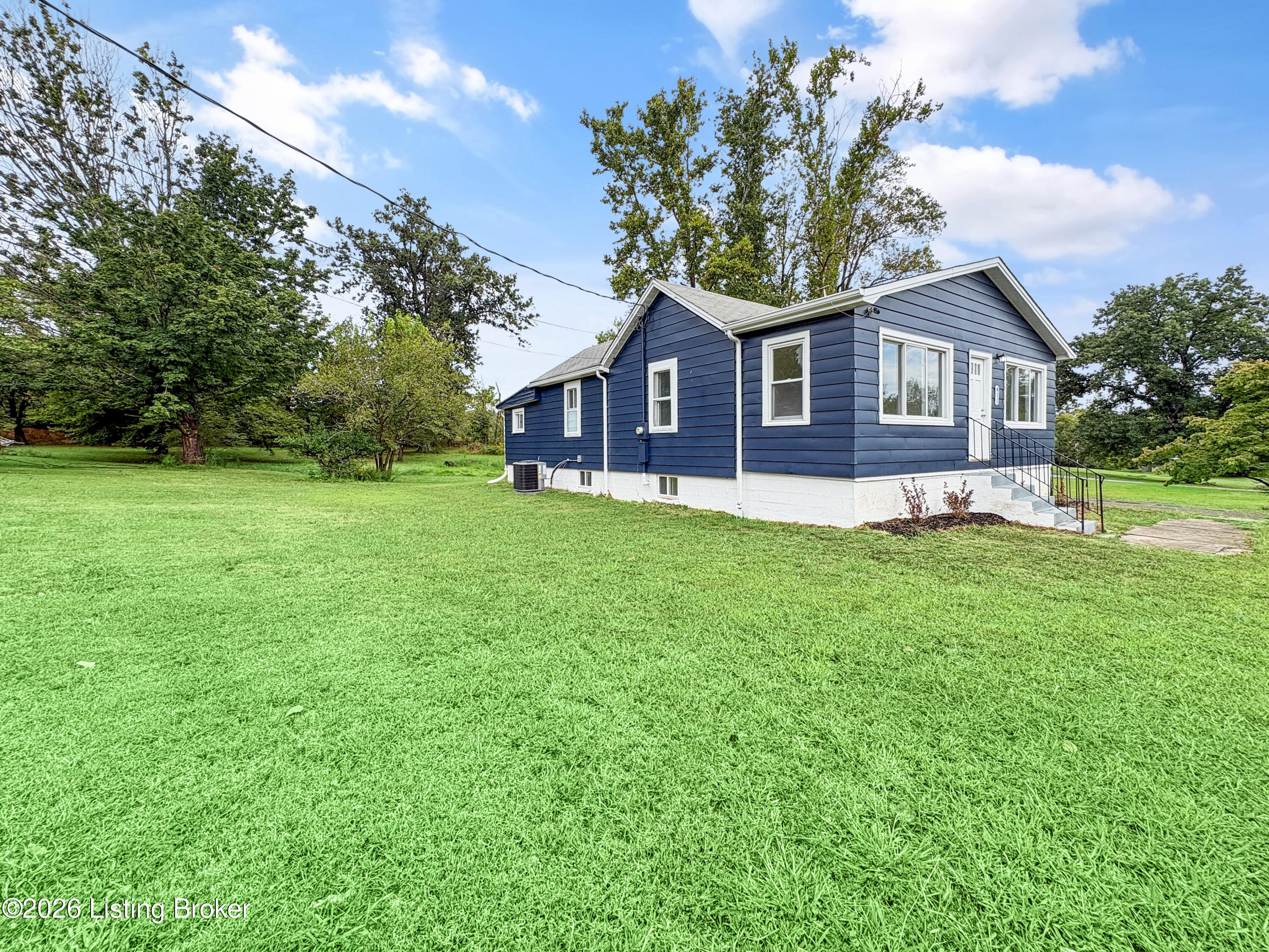 411 Blackjack Rd Property Photo 3