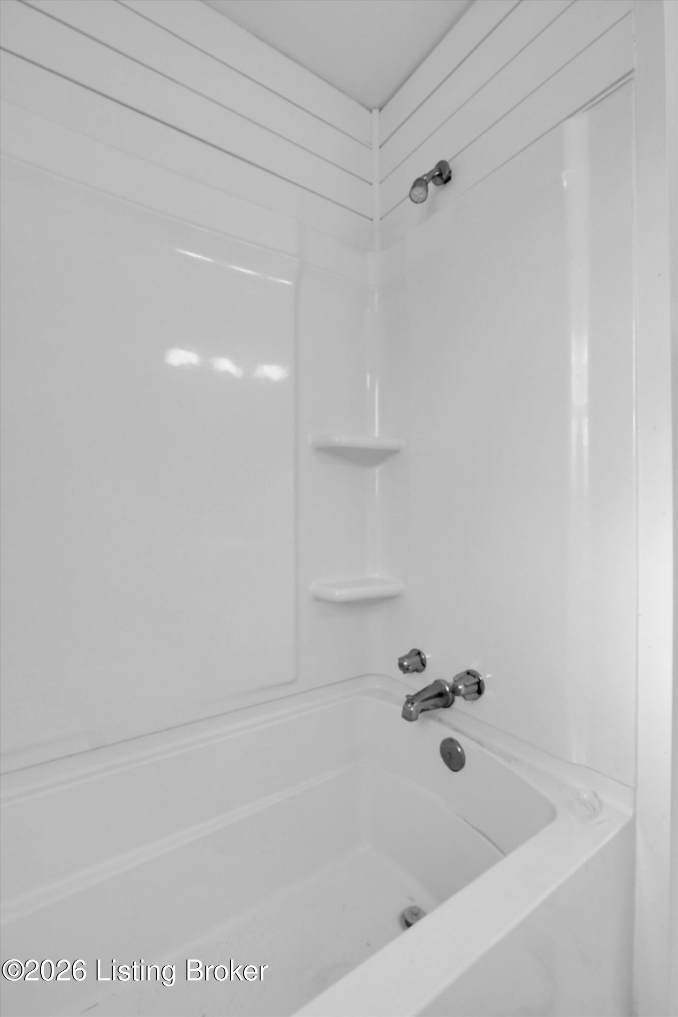 24 W College St Property Photo 22