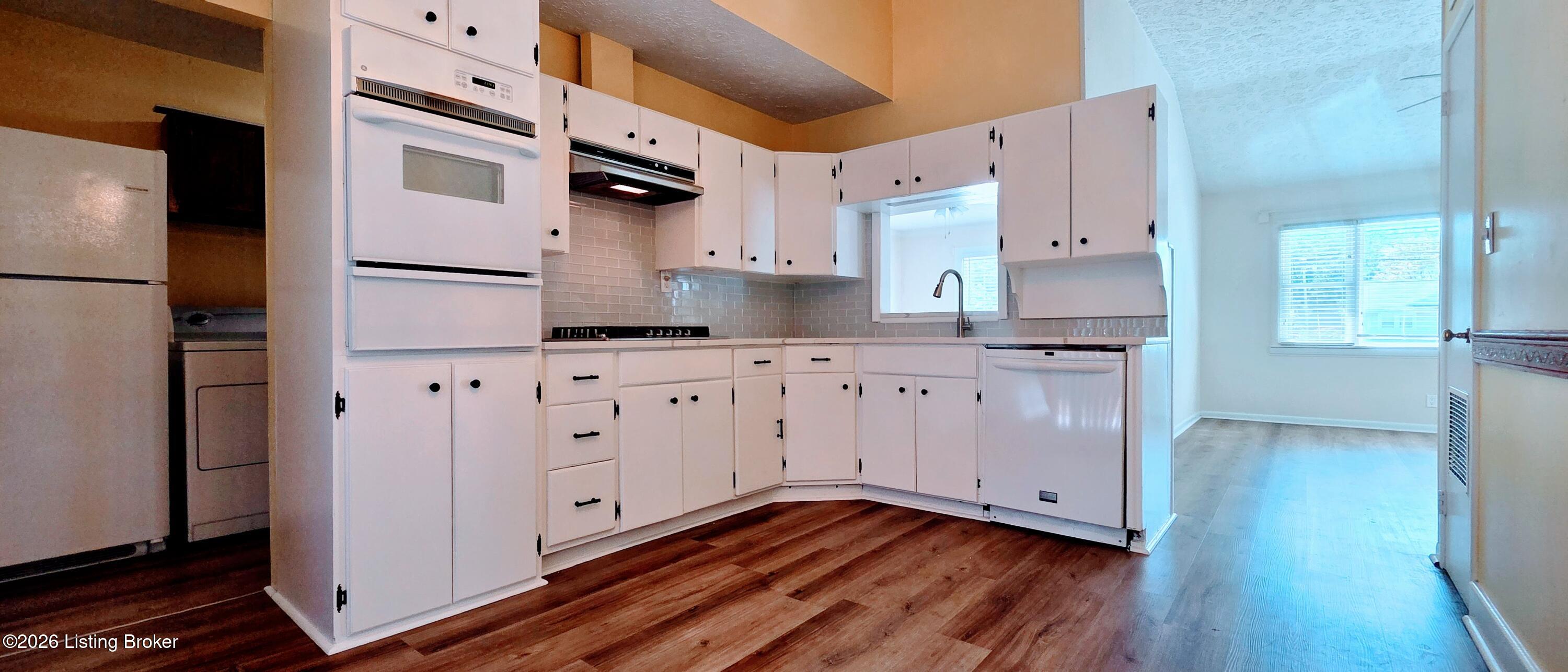 6913 Watson Ln Property Photo 14