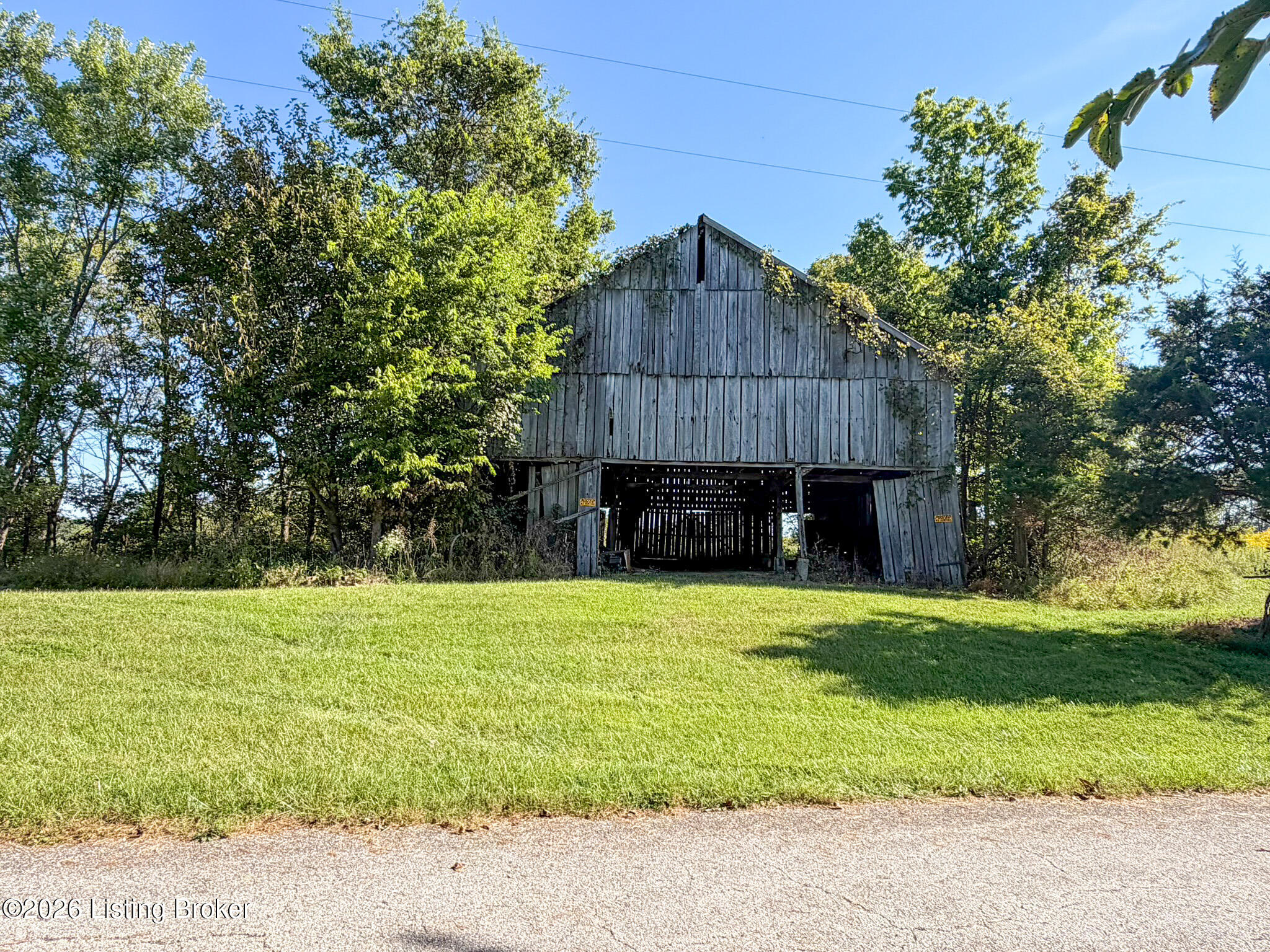 1900 Ritter Ln Property Photo 5