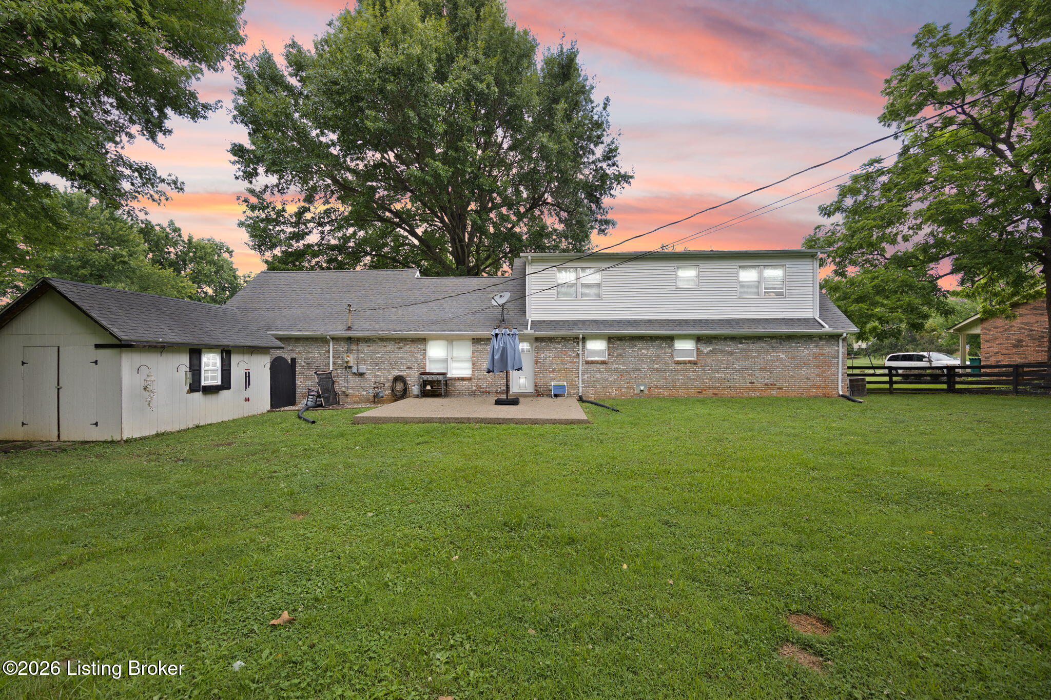 108 Carey Ln Property Photo 10