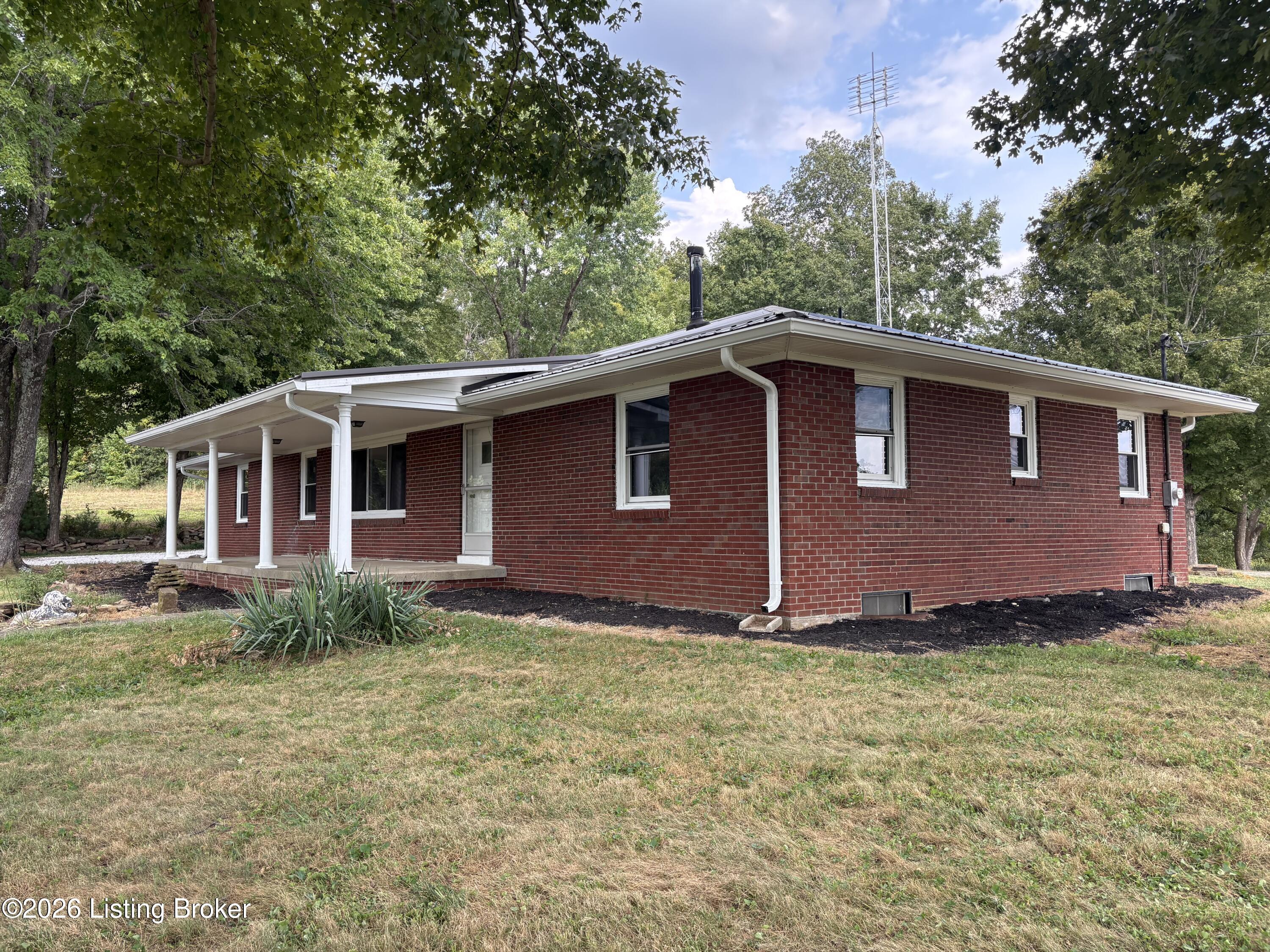 383 Hartford Crossing Ln Property Photo 1