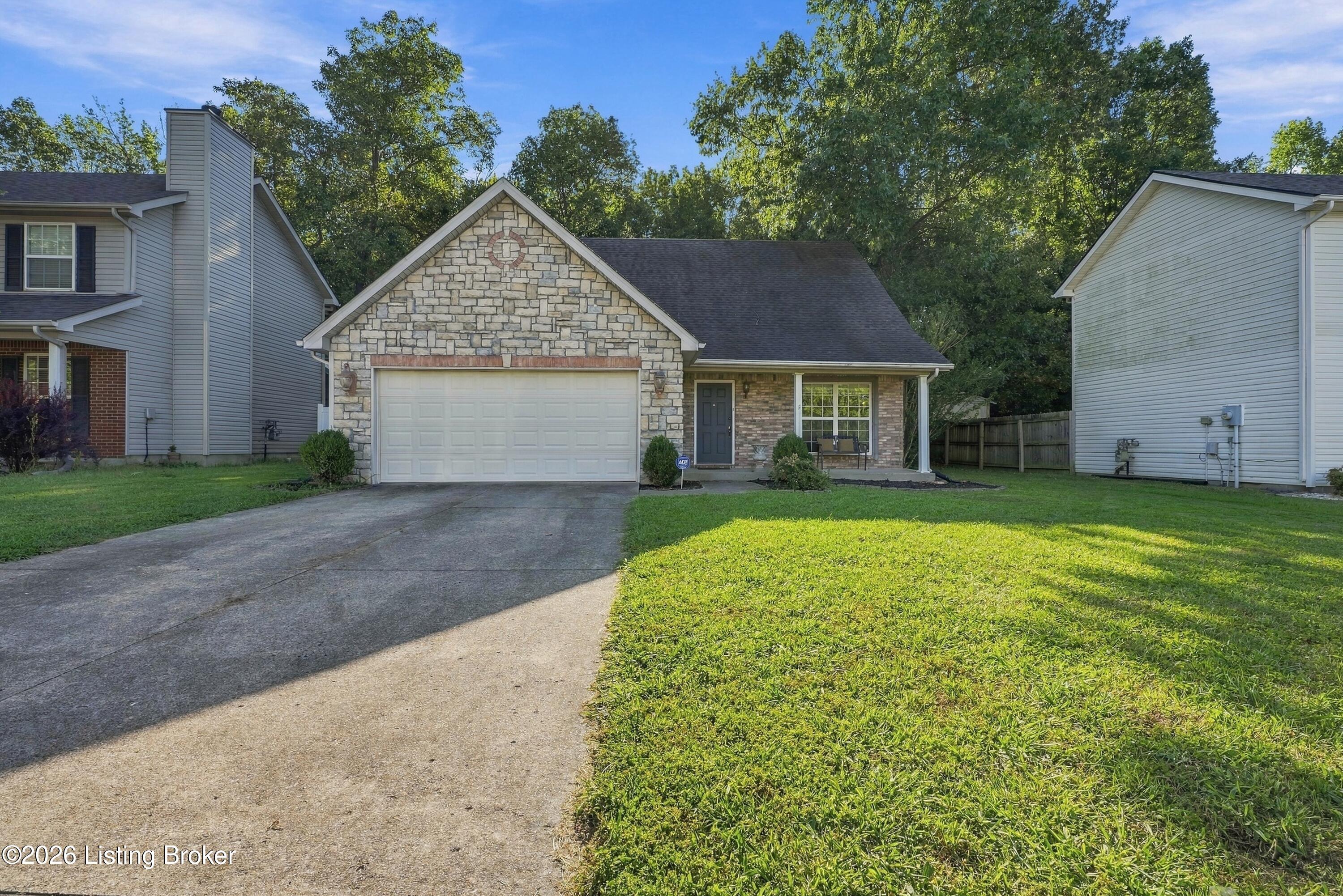 9603 Arrowridge Dr Property Photo 3