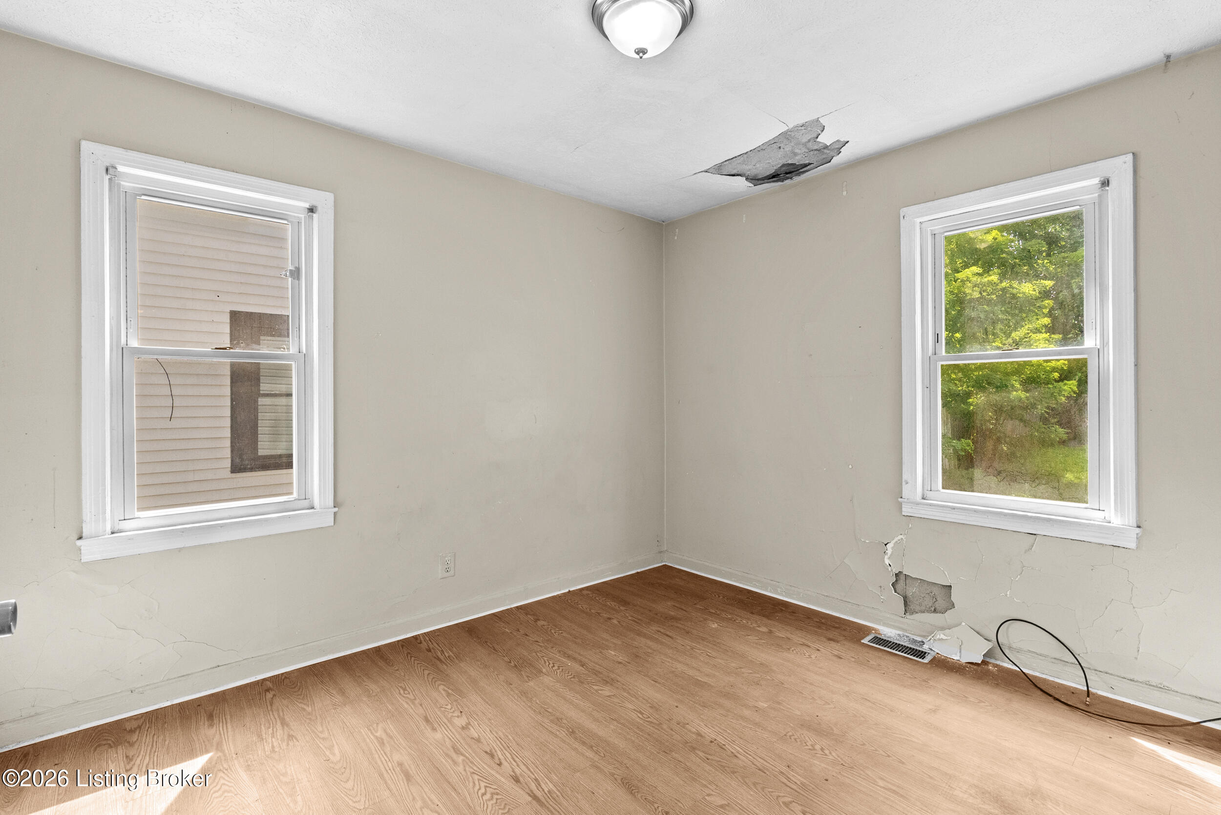 3431 Glendale Ave Property Photo 12