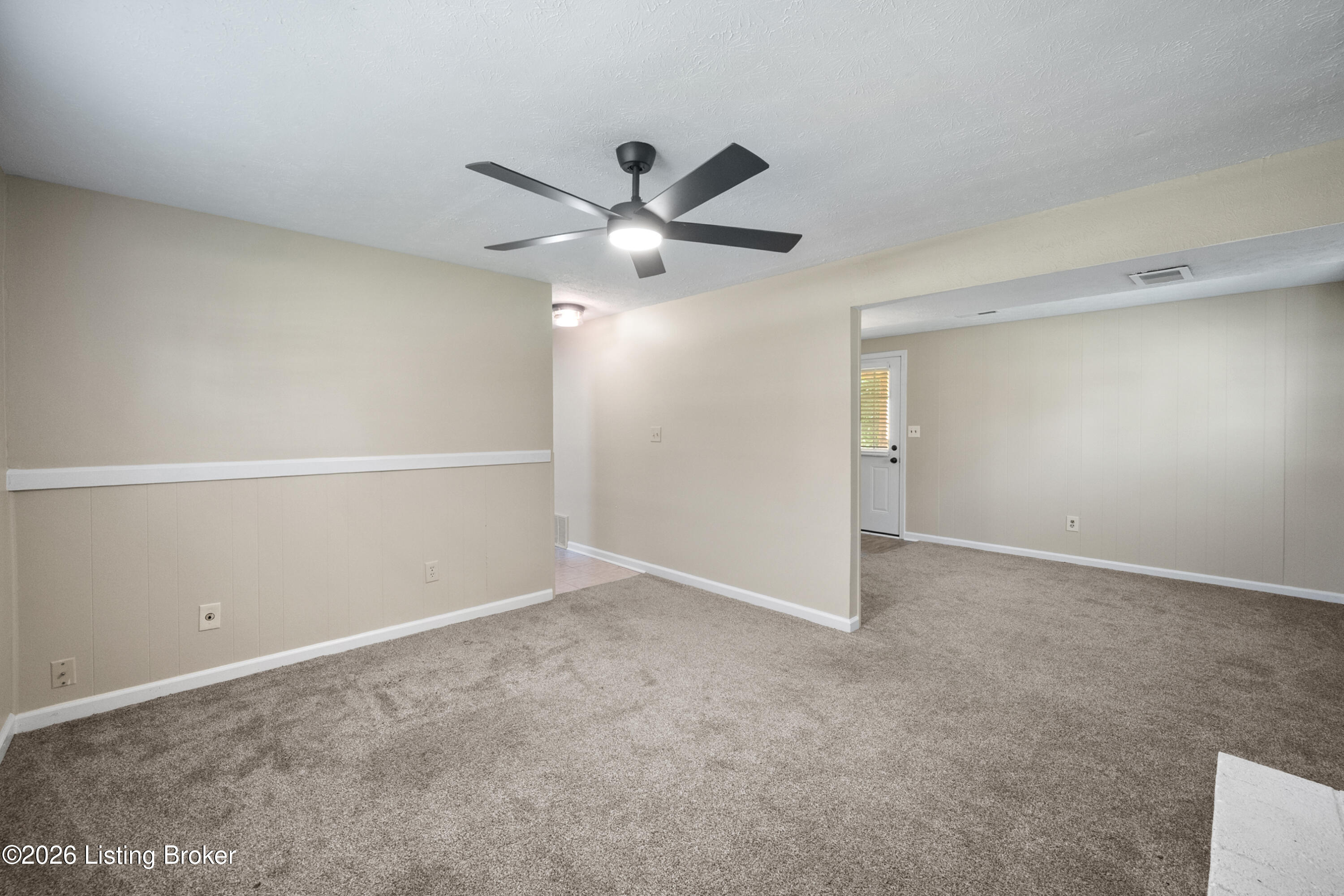9212 Foxtail Ct Property Photo 27