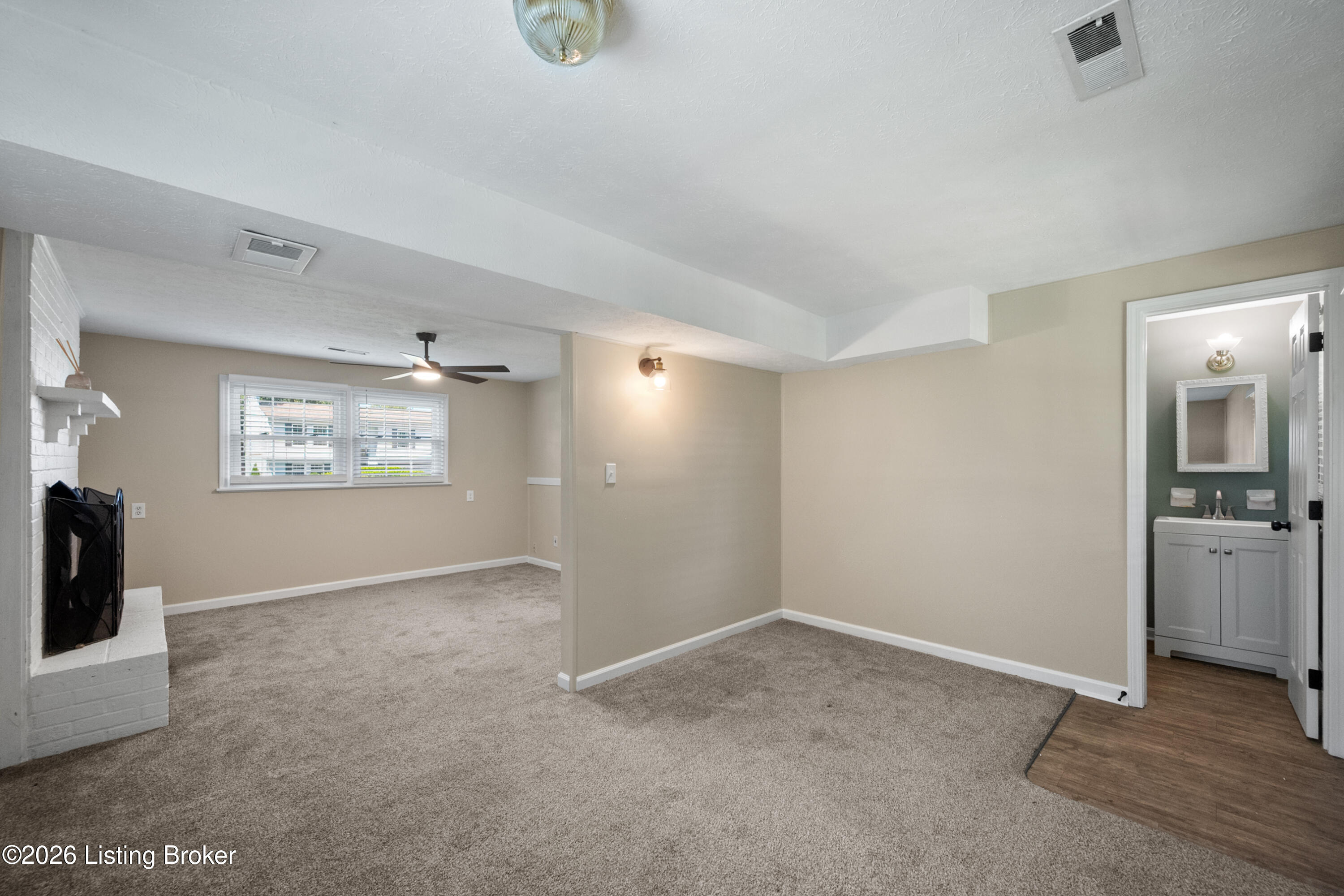 9212 Foxtail Ct Property Photo 29