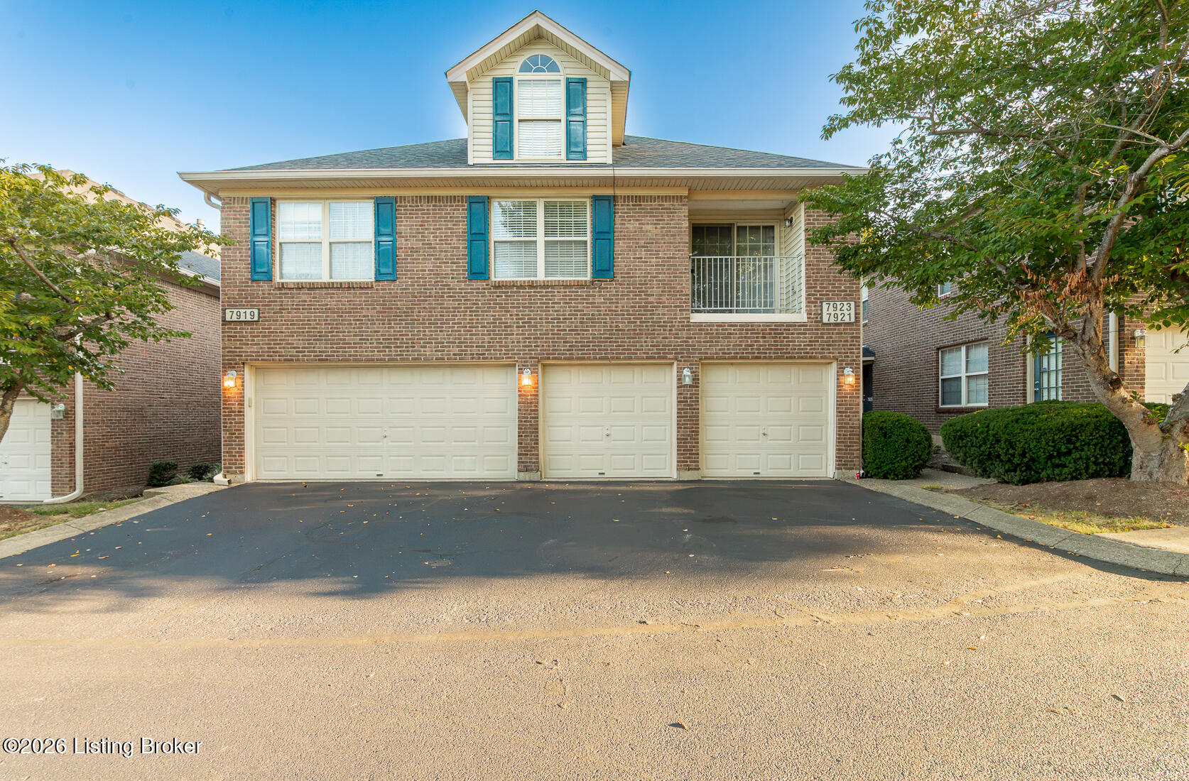 7921 Grand Cascade Dr Property Photo 1