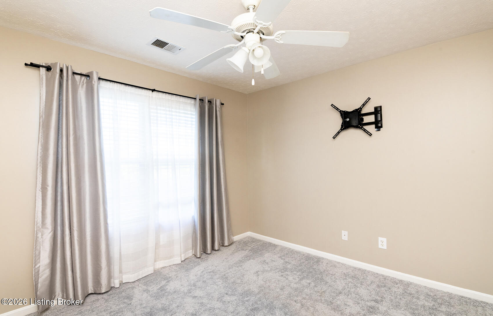 7921 Grand Cascade Dr Property Photo 23