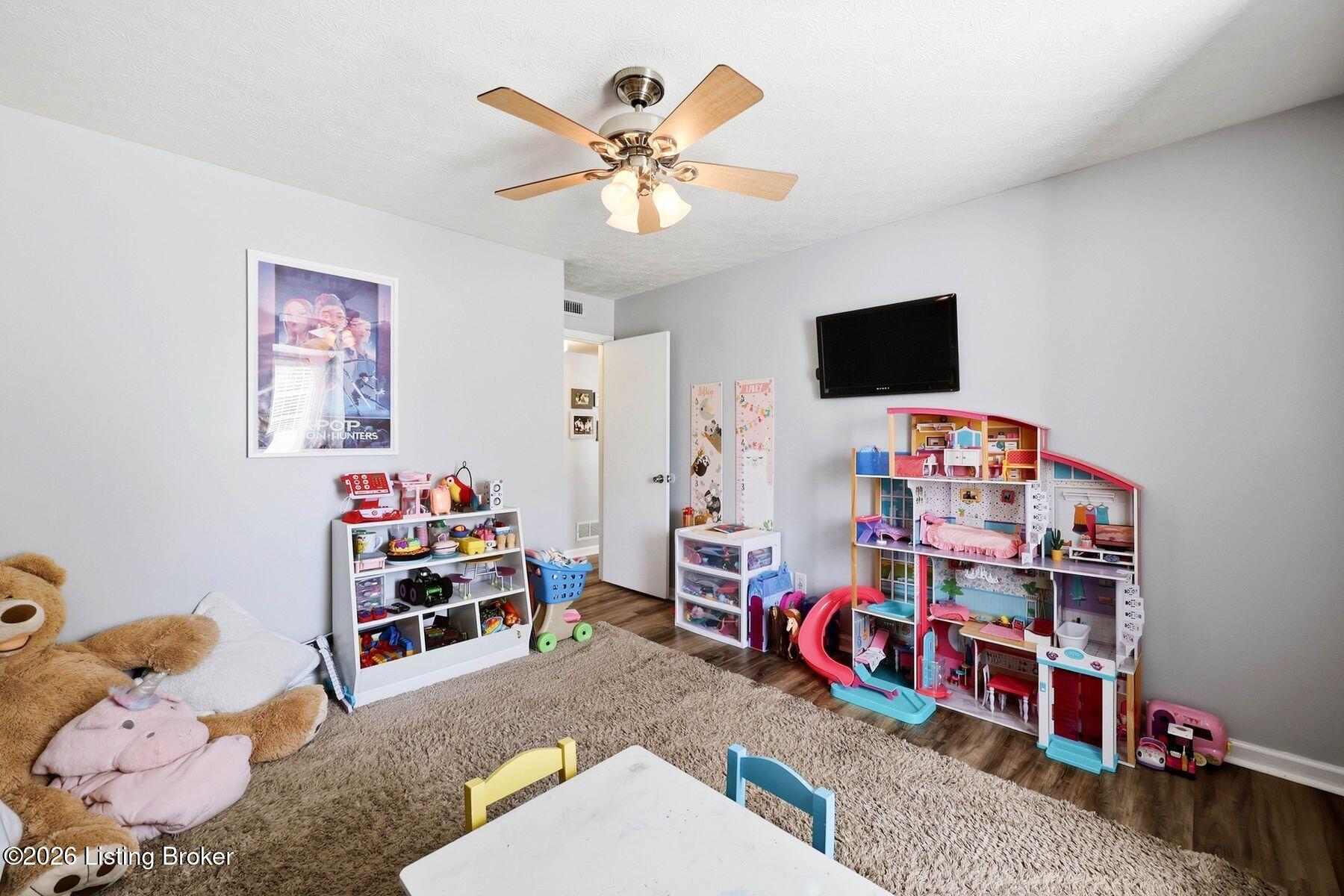 9323 Villa Fair Ct Property Photo 18