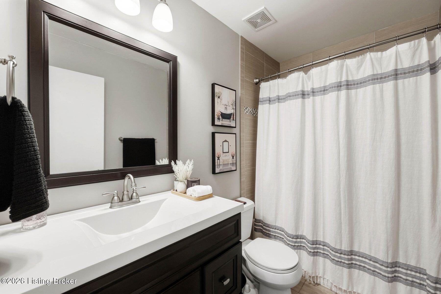 9323 Villa Fair Ct Property Photo 20
