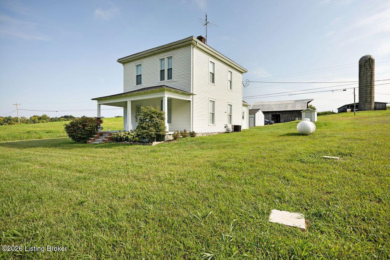 4710 Highgrove Rd Property Photo 5